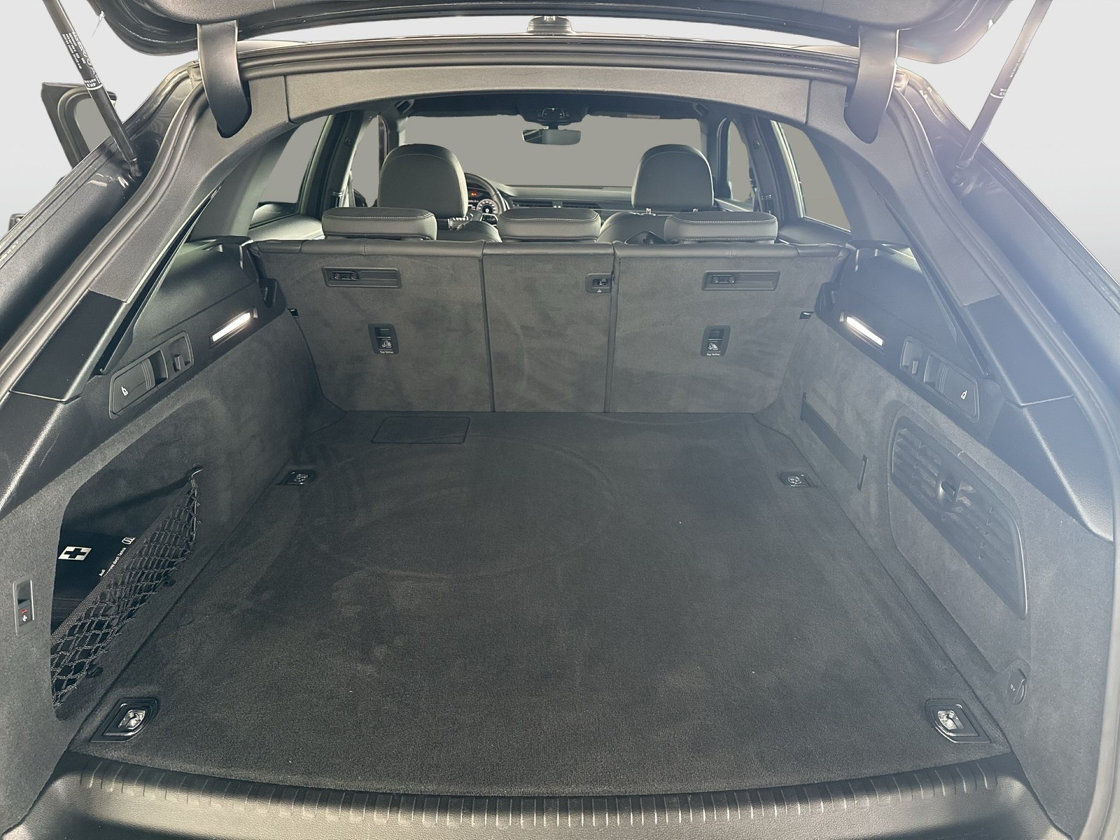 Audi A6 Avant 55 quattro HYBRID S LINE BLACKPAK AHK