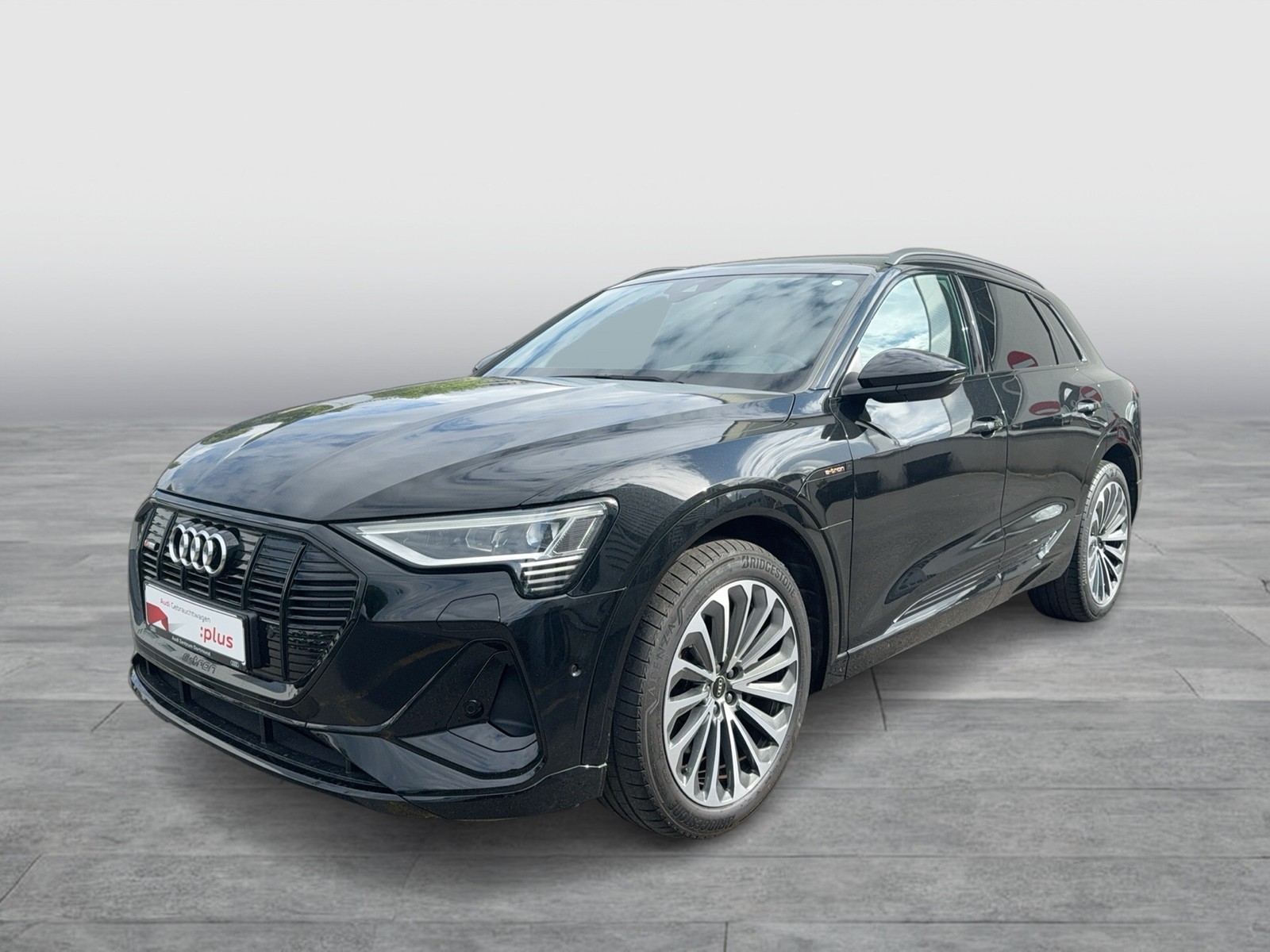 Audi e-tron 55 quattro S LINE BLACKPAK NACHTSICHT ALU21"