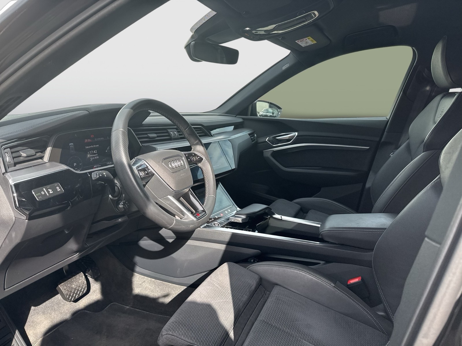 Audi e-tron 55 quattro S LINE BLACKPAK NACHTSICHT ALU21"