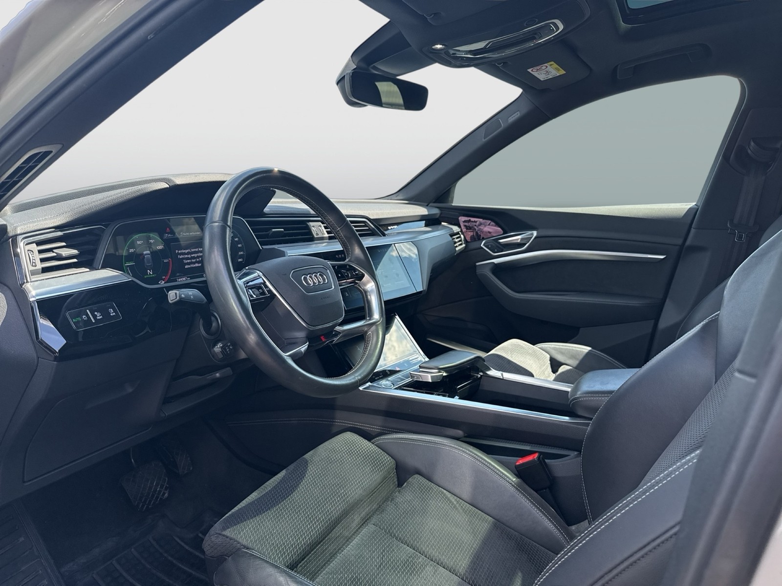 Audi e-tron Sportback 50 quattro S LINE PANO B&O AHK