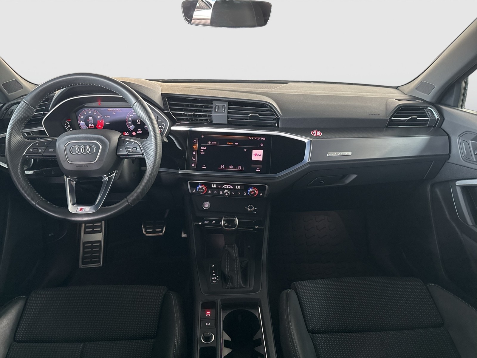 Audi Q3 Sportback 45 quattro S LINE ALU18 eKLAPPE NAVI+