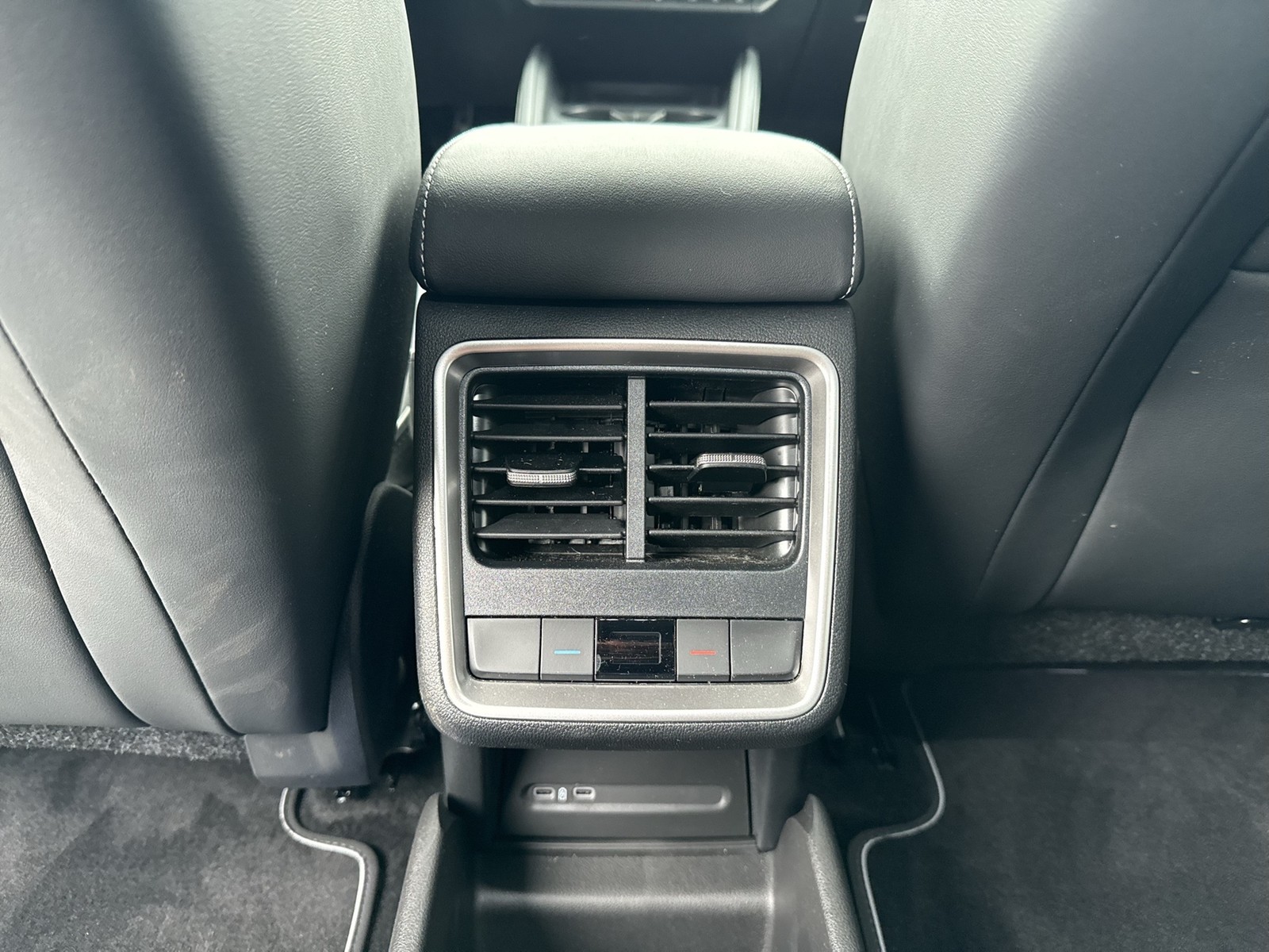 Skoda Enyaq 85 SPORTLINE WÄRMEPUMPE CAM ACC LM20 NAVI