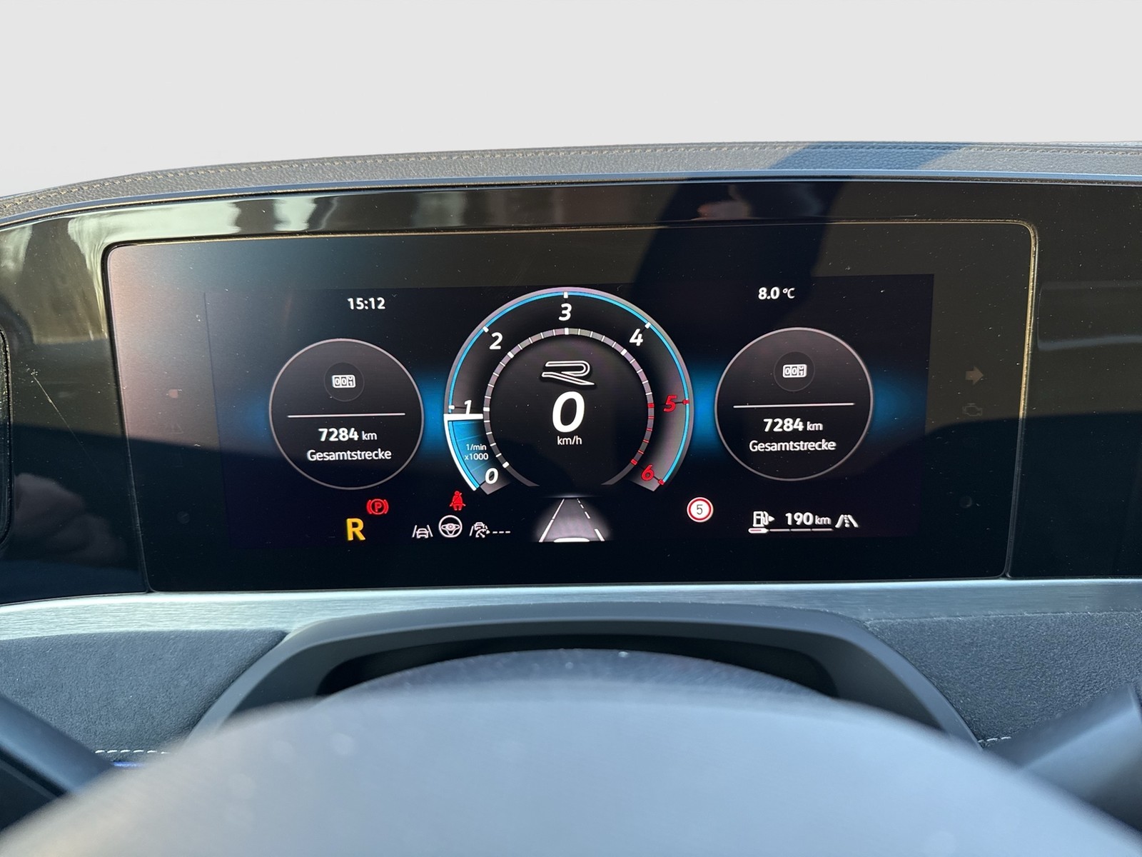 Volkswagen Passat Variant R-LINE BLACK STYLE NAVI AHK CAM