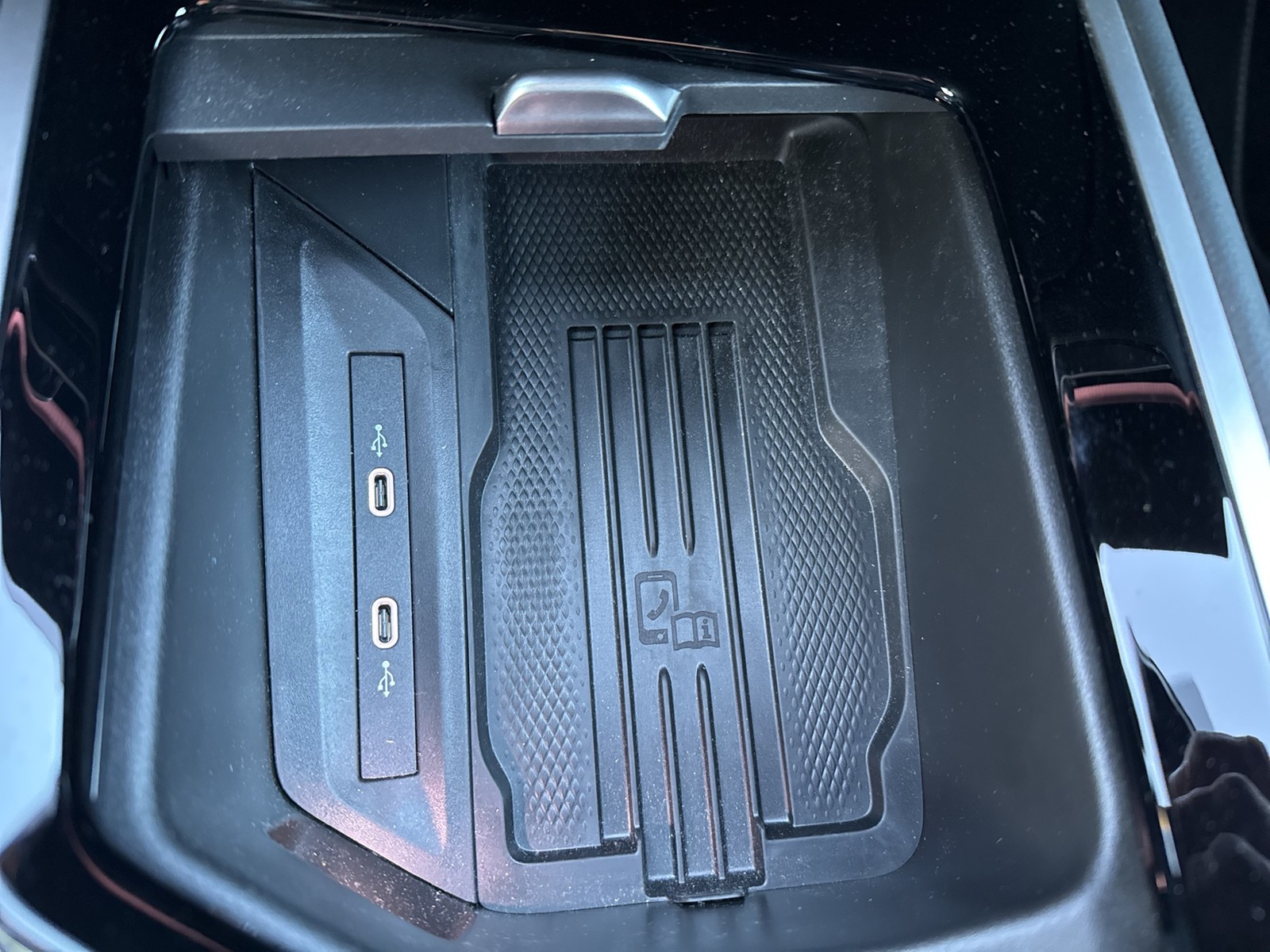 Volkswagen Passat Variant R-LINE BLACK STYLE NAVI AHK CAM