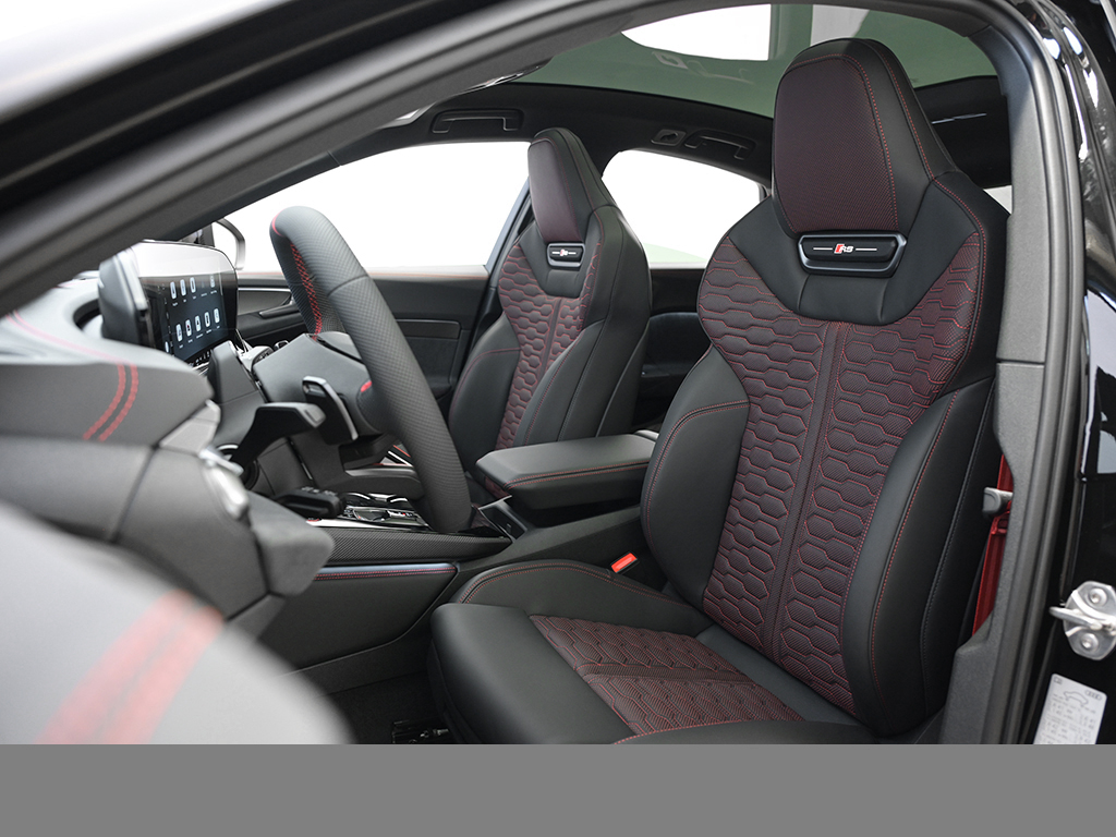 Audi RS5 Limousine tiptronic PANO TECH PRO B&O LM21