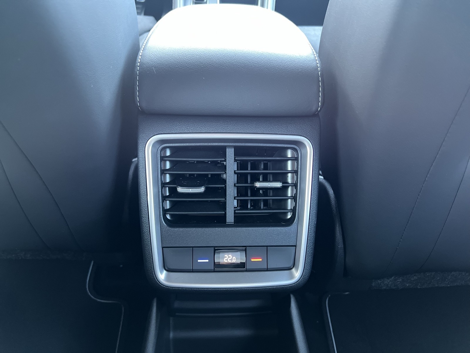 Skoda Enyaq 85 SPORTLINE WÄRMEPUMPE CAM ACC LM20 NAVI