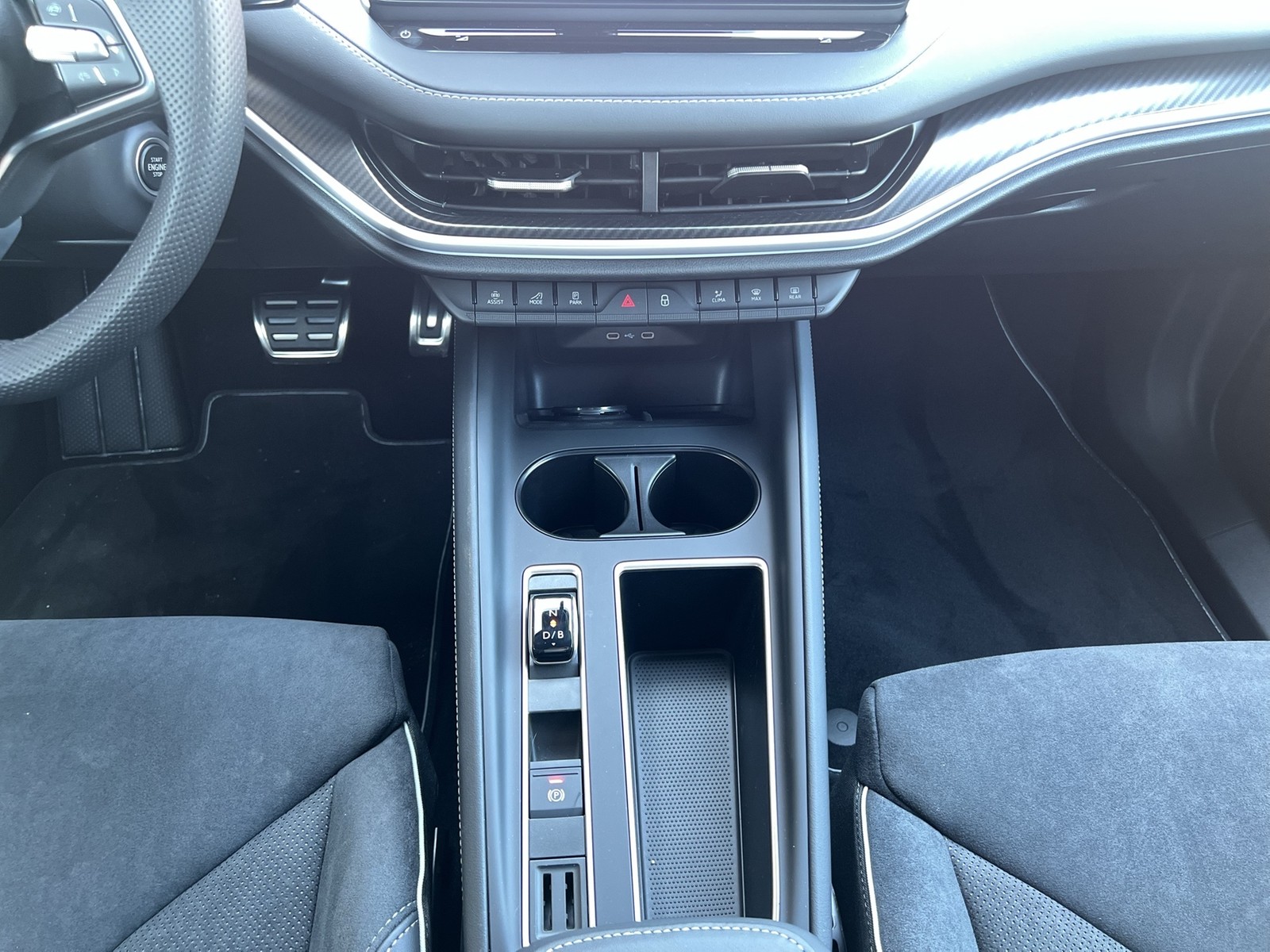 Skoda Enyaq 85 SPORTLINE WÄRMEPUMPE CAM ACC LM20 NAVI