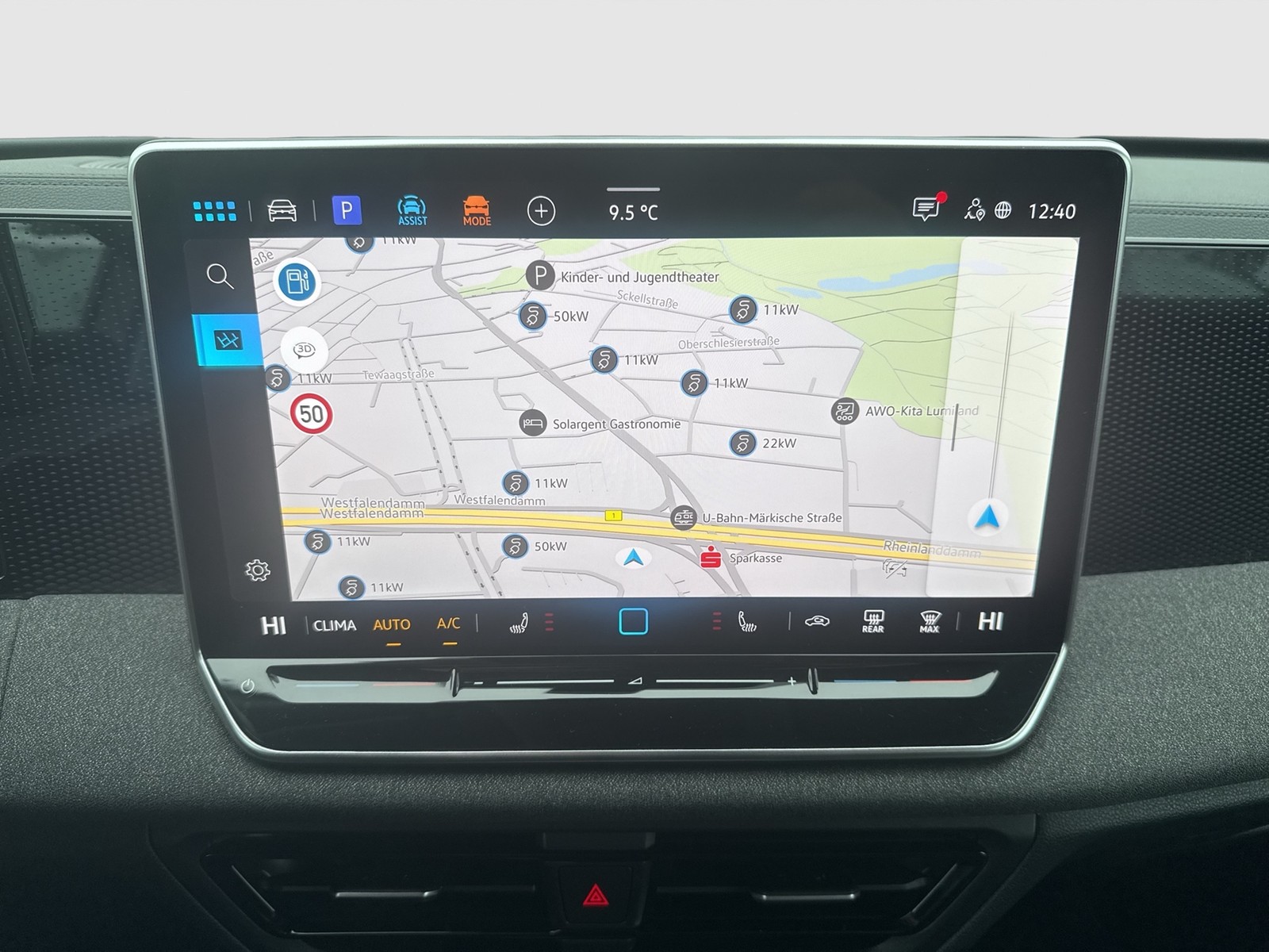 Volkswagen Tiguan 2.0 MOVE AHK NAVI SITZHZG ALU KAMERA