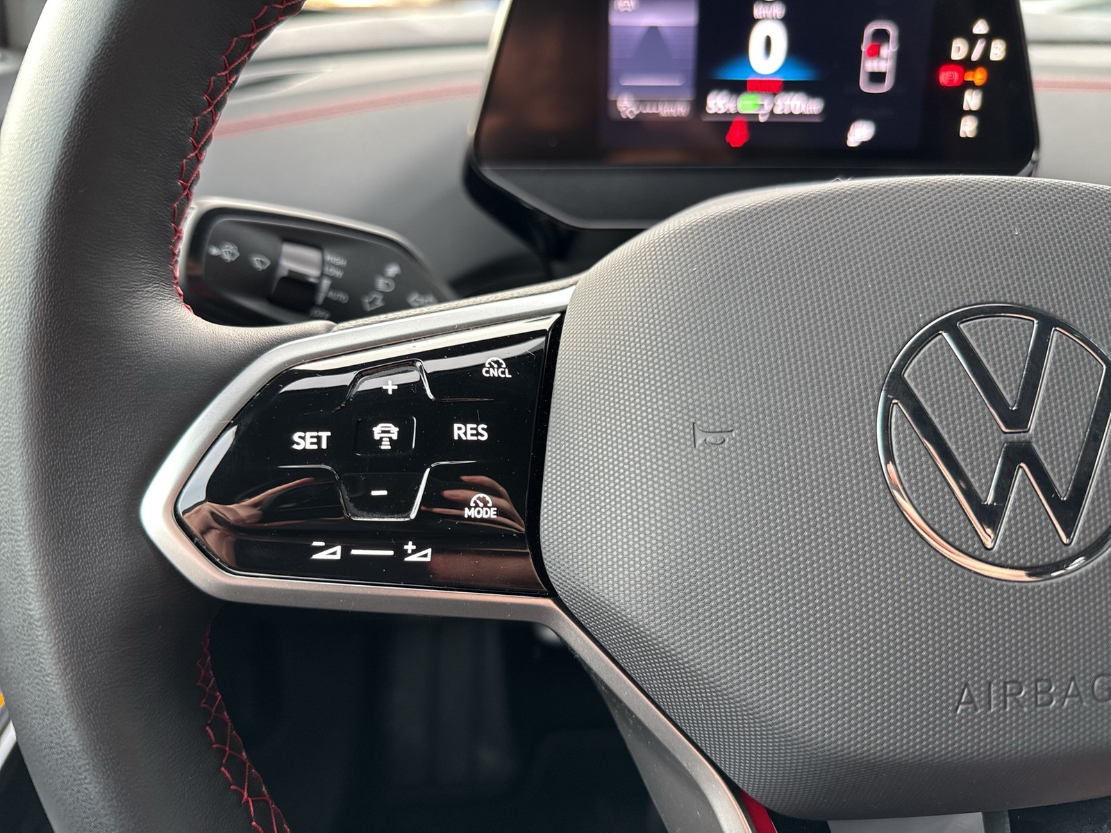 Volkswagen ID.5 GTX 4X4 WÄRMEPUMPE NAVI AHK