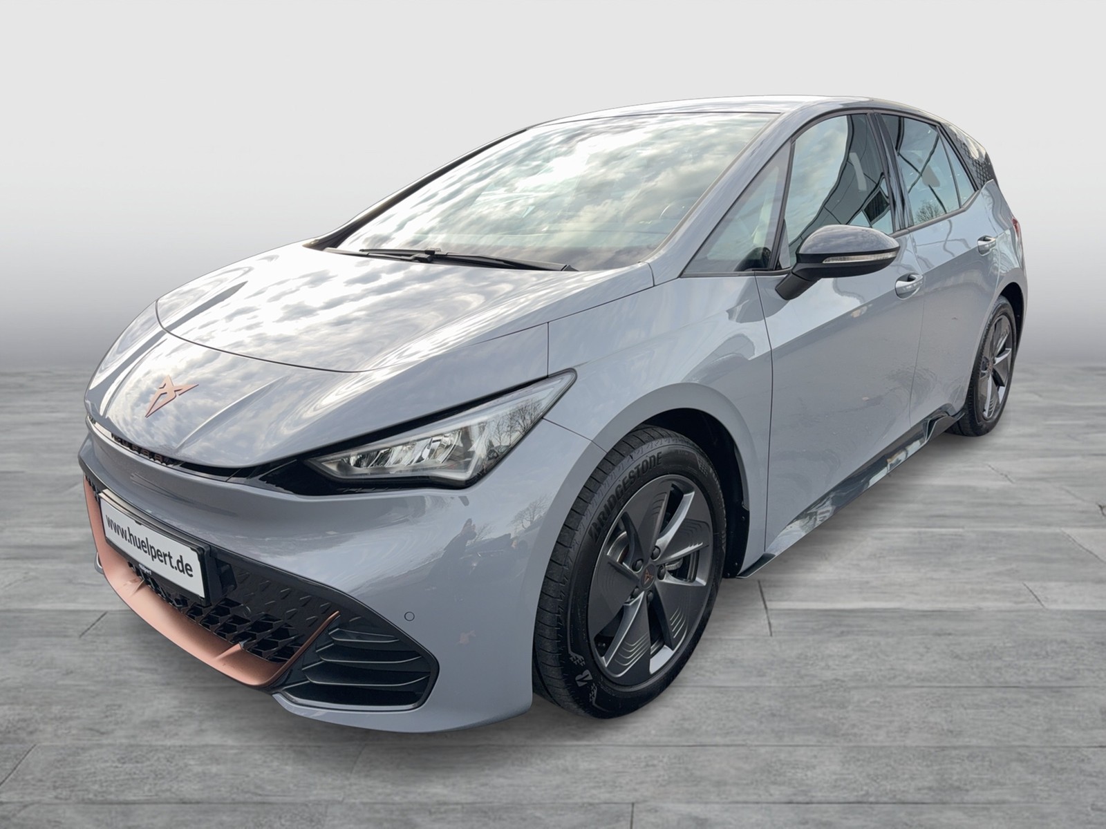 Cupra Born CAM ACC LM18 NAVI SITZHEIZUNG EINPARKHILFE