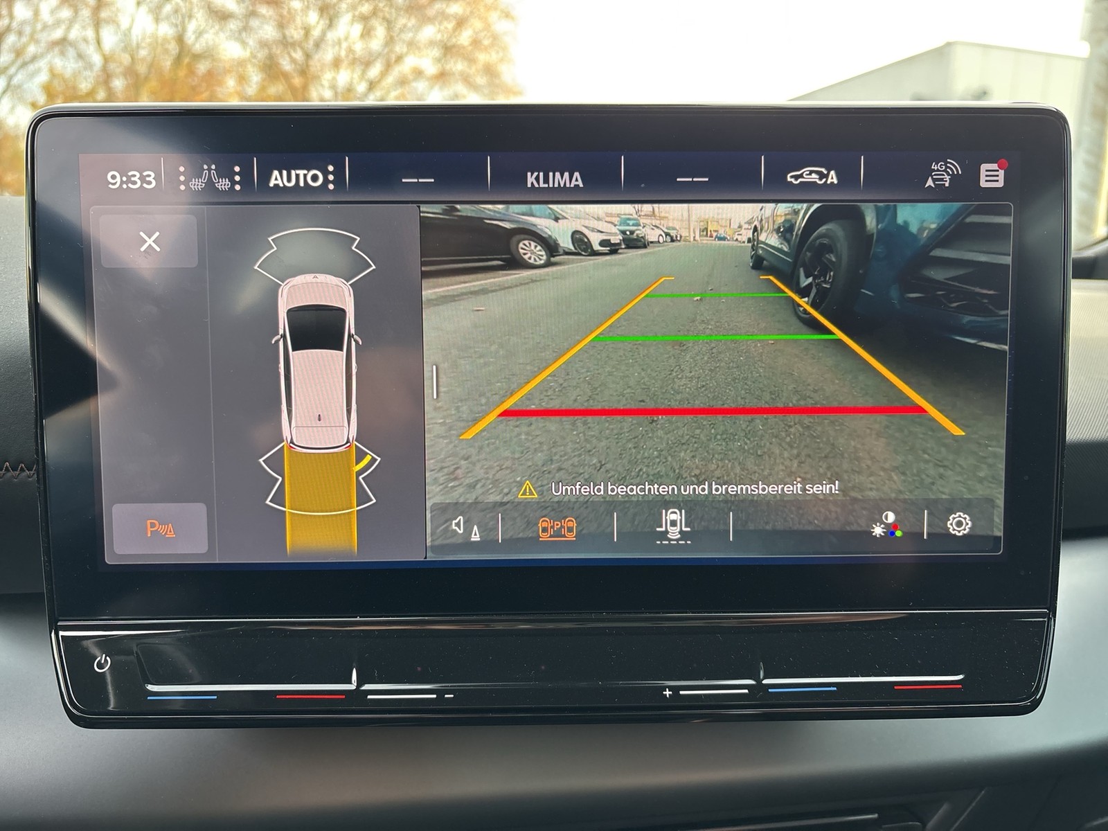 Cupra Born CAM ACC LM18 NAVI SITZHEIZUNG EINPARKHILFE