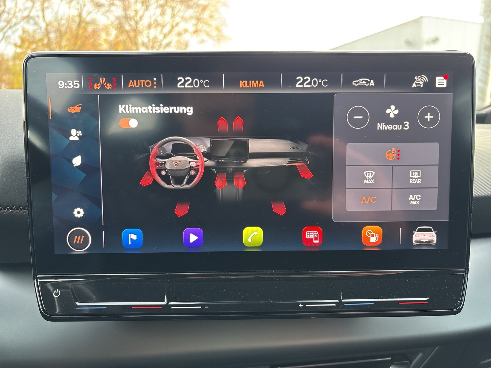 Cupra Born CAM ACC LM18 NAVI SITZHEIZUNG EINPARKHILFE