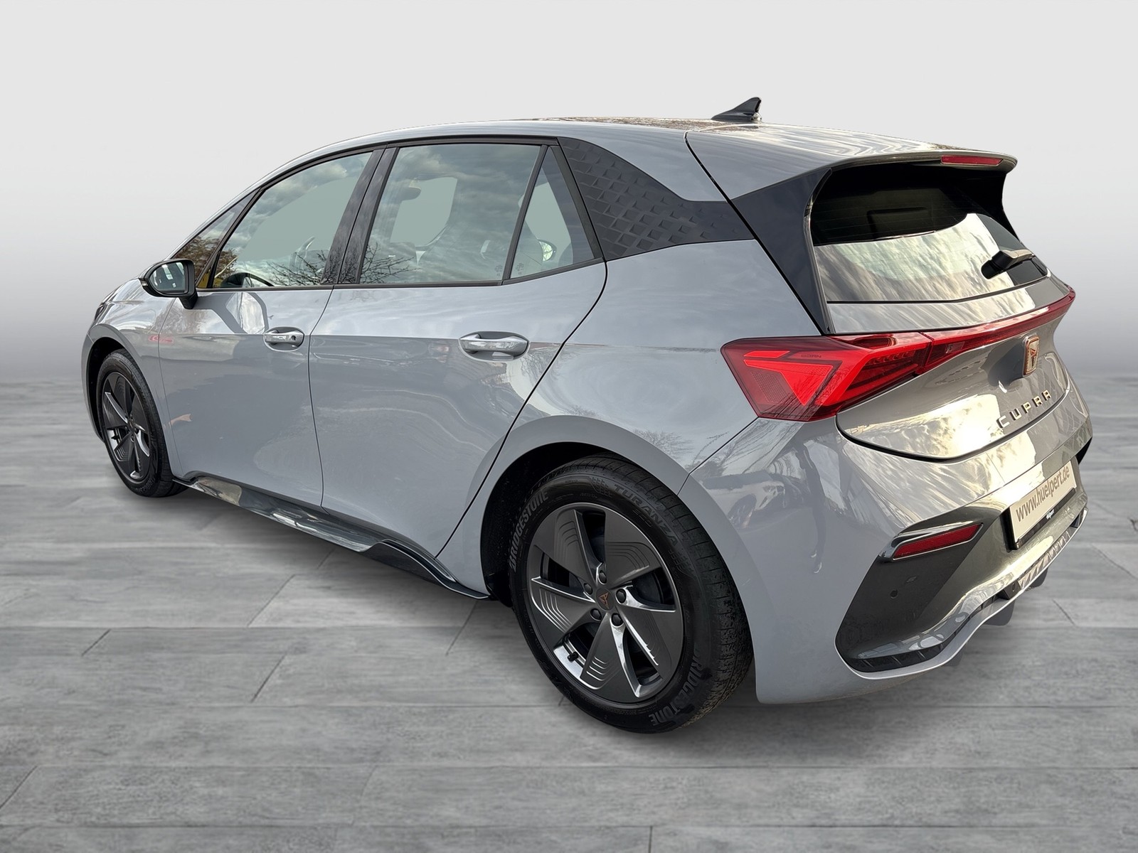 Cupra Born CAM ACC LM18 NAVI SITZHEIZUNG EINPARKHILFE