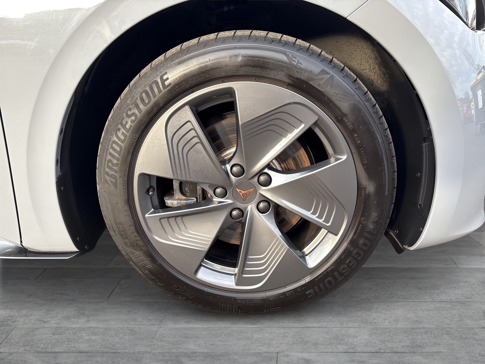 Cupra Born CAM ACC LM18 NAVI SITZHEIZUNG EINPARKHILFE