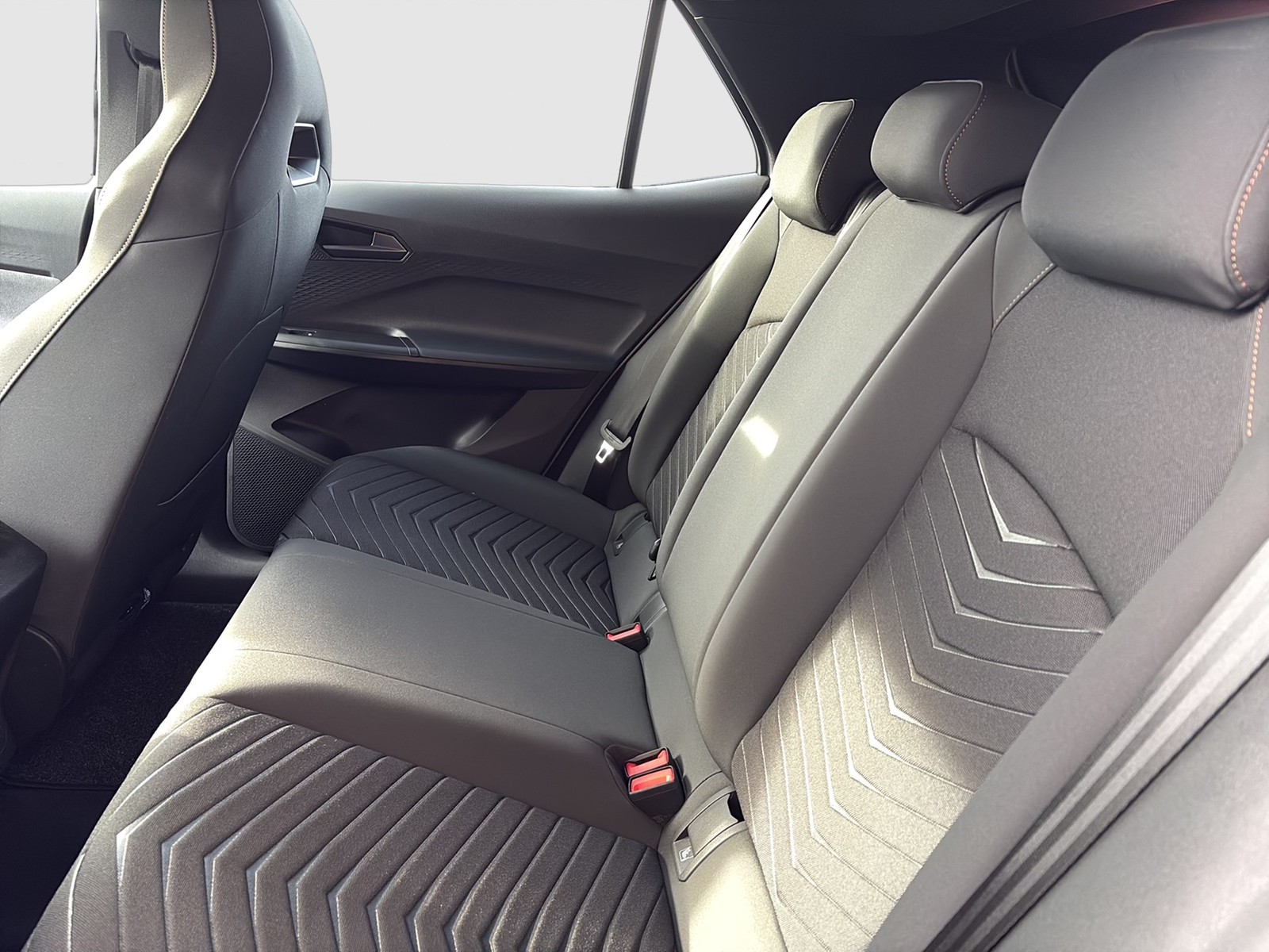 Cupra Born e-BOOST CAM ACC LM19 NAVI SITZHEIZUNG LED