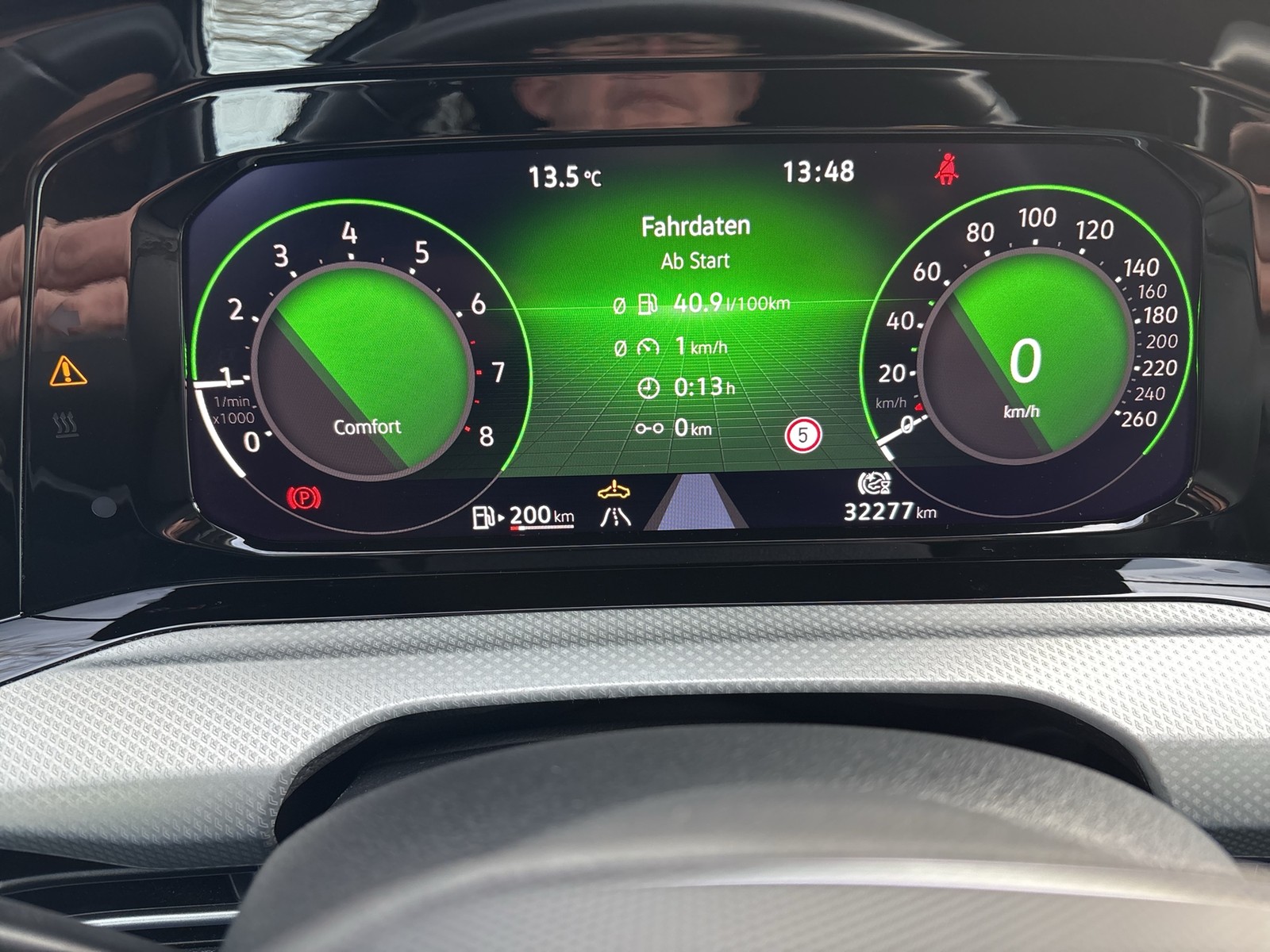 Volkswagen Golf VIII 1.5 MOVE ACC LED ALU NAVI SITZHEIZUNG