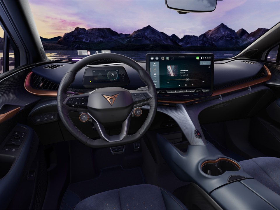 Cupra Tavascan VZ 4x4 SENNHEISER PANO WÄRMEPUMPE LM21