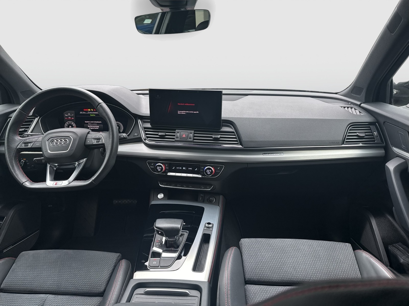 Audi Q5 55 quattro HYBRID S LINE PANO B&O AHK ALU20