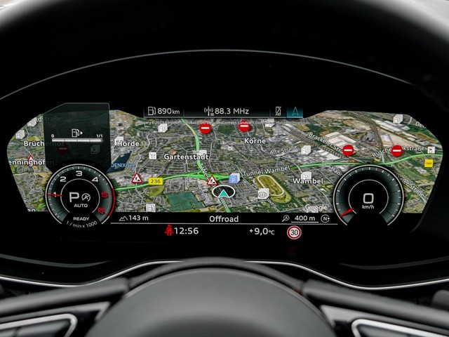 Audi A4 40 advanced BLACKPAK CAM LM18 NAVI+ SITZHEIZ.