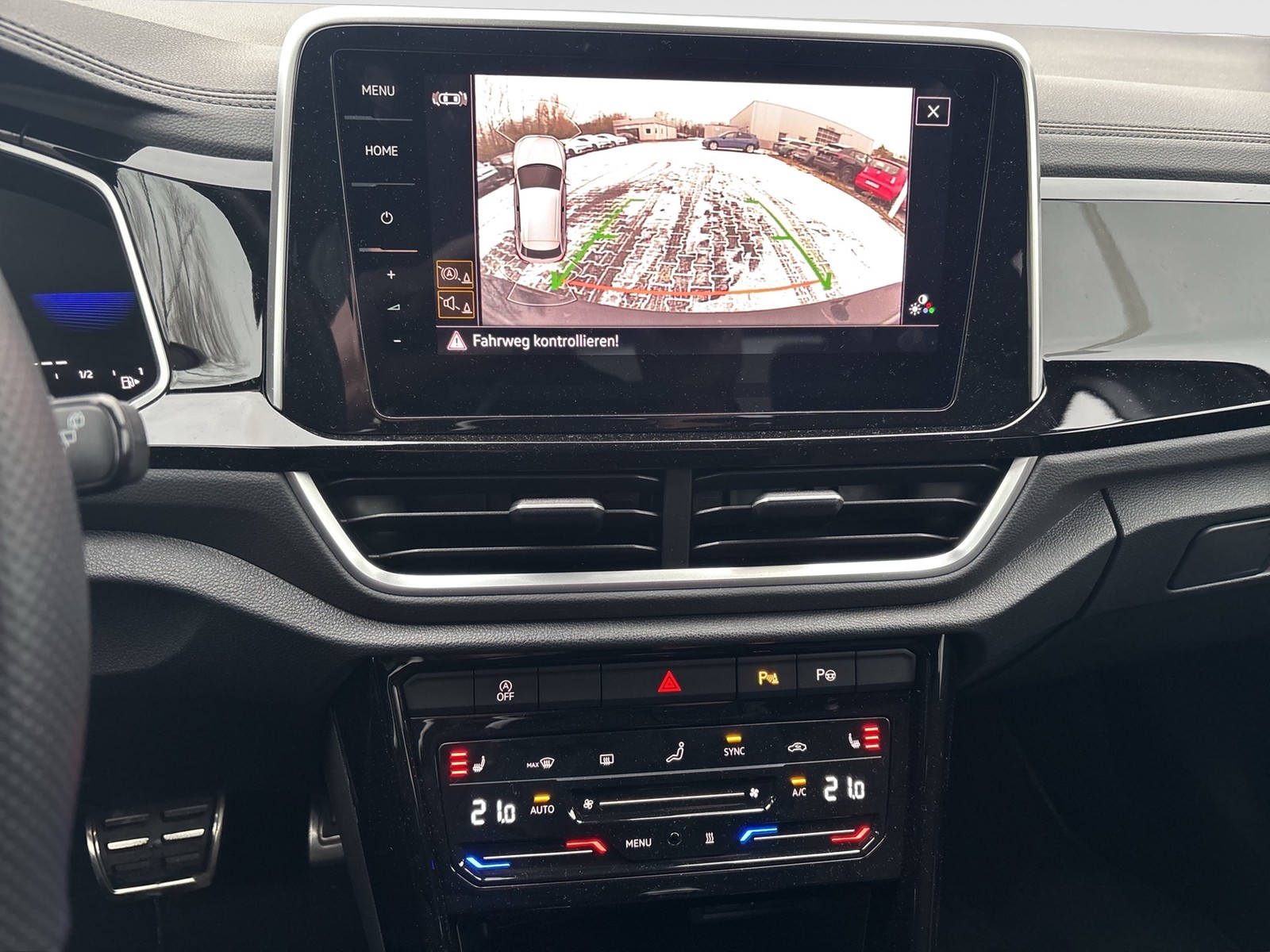 Volkswagen T-Roc 2.0 R-LINE 4X4 STANDHZ. AHK CAM ACC LM19