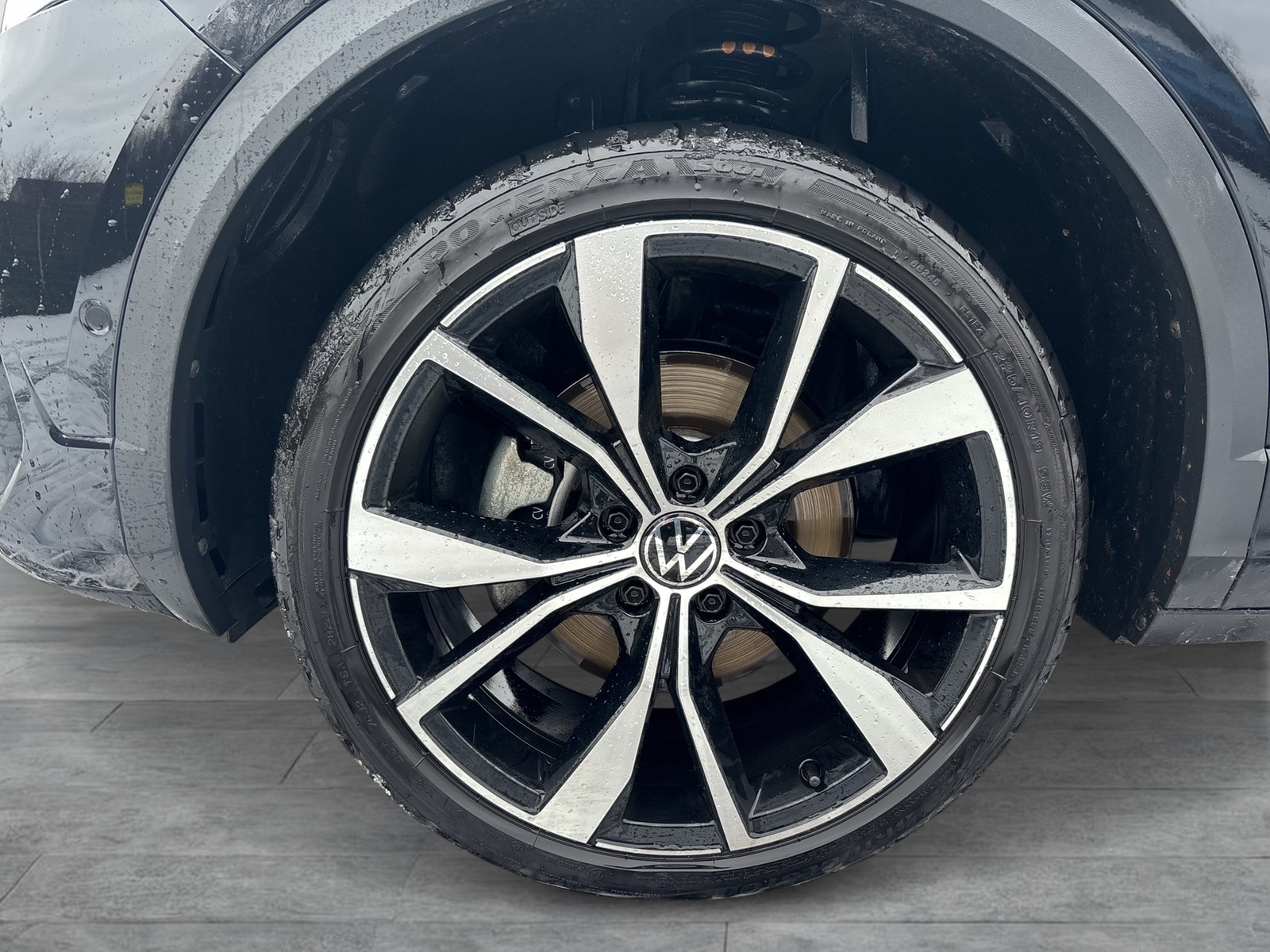 Volkswagen T-Roc 2.0 R-LINE 4X4 STANDHZ. AHK CAM ACC LM19