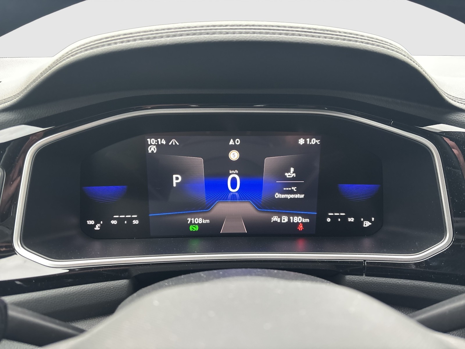 Volkswagen T-Roc 2.0 R-LINE 4X4 STANDHZ. AHK CAM ACC LM19