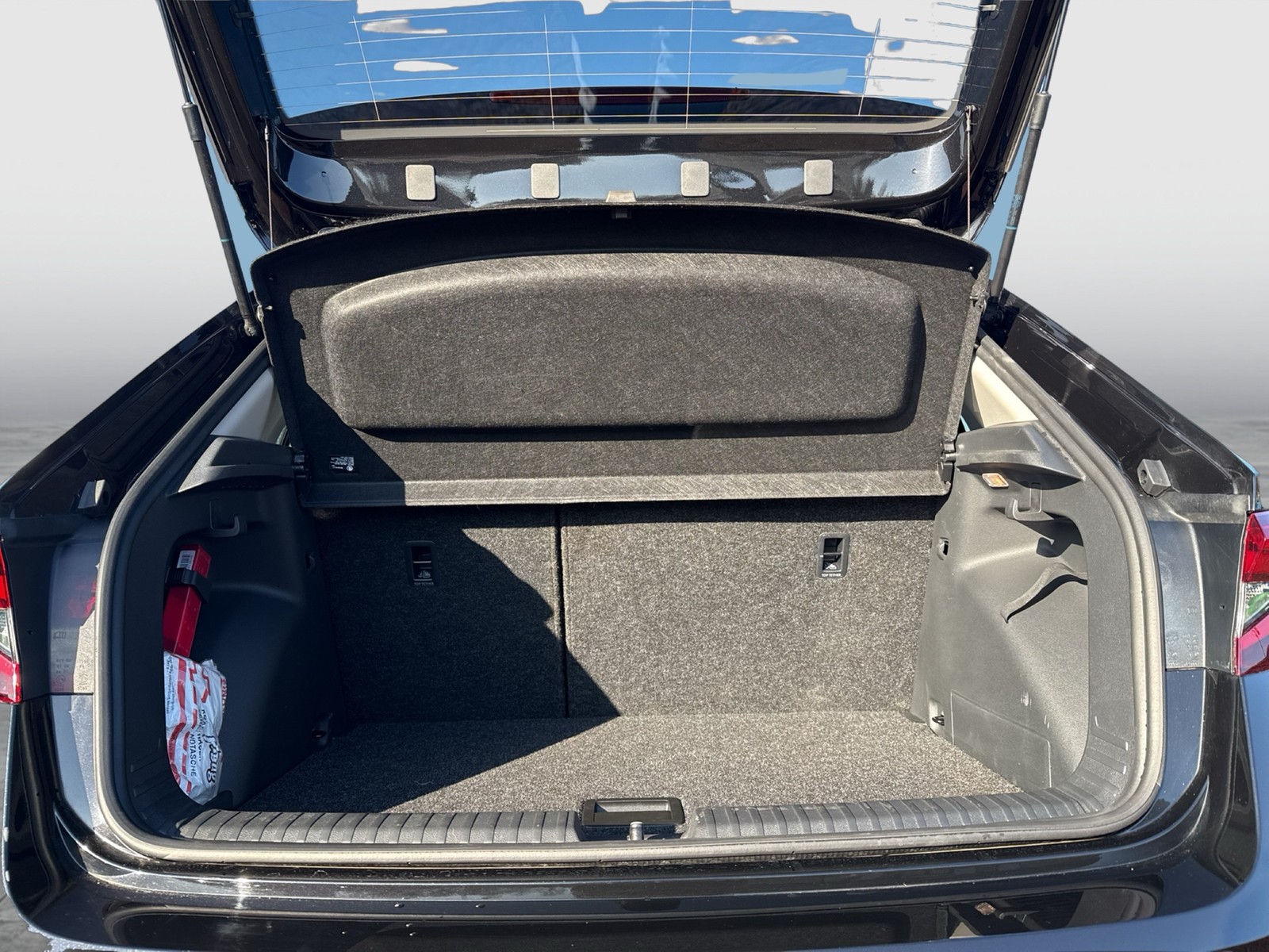 Skoda Fabia 1.0 TOUR CAM AHK-VORBEREITUNG NAVI SITZHZ.