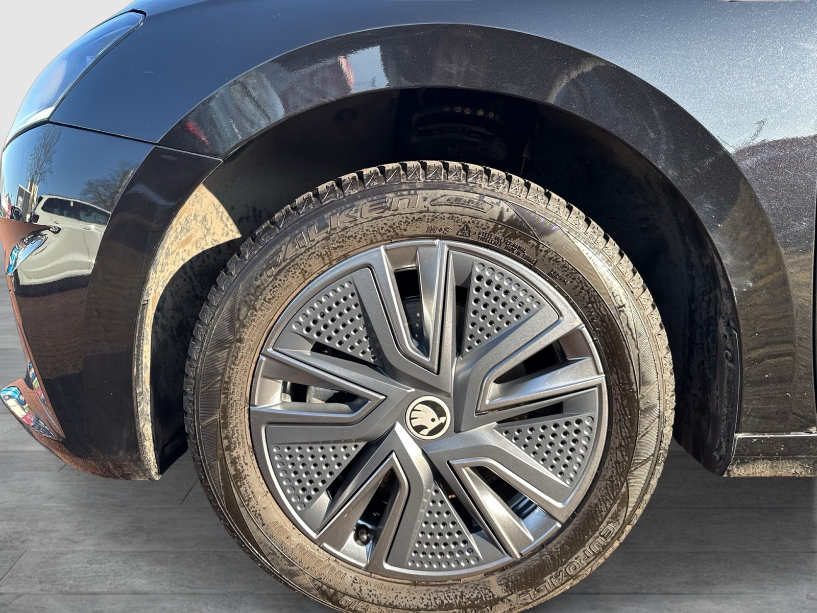 Skoda Fabia 1.0 TOUR CAM AHK-VORBEREITUNG NAVI SITZHZ.