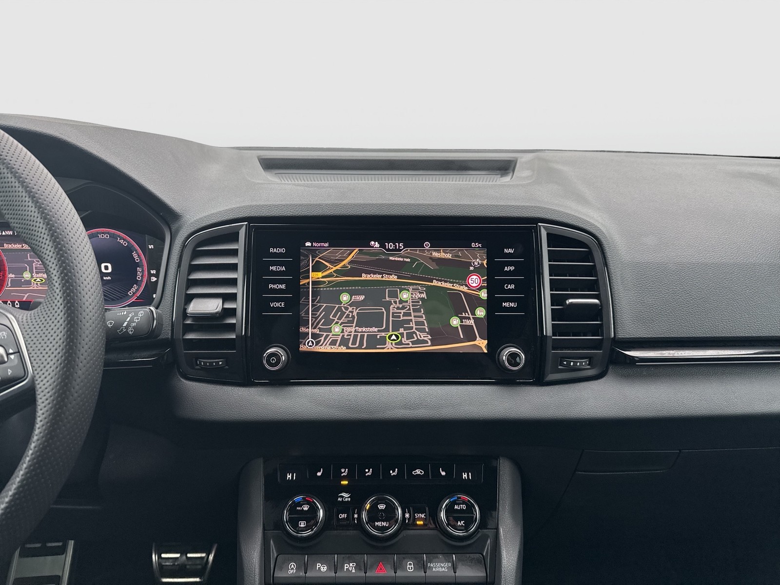 Skoda Karoq 2.0 SPORTLINE 4X4 AHK 360°CAM ACC E-KLAPPE