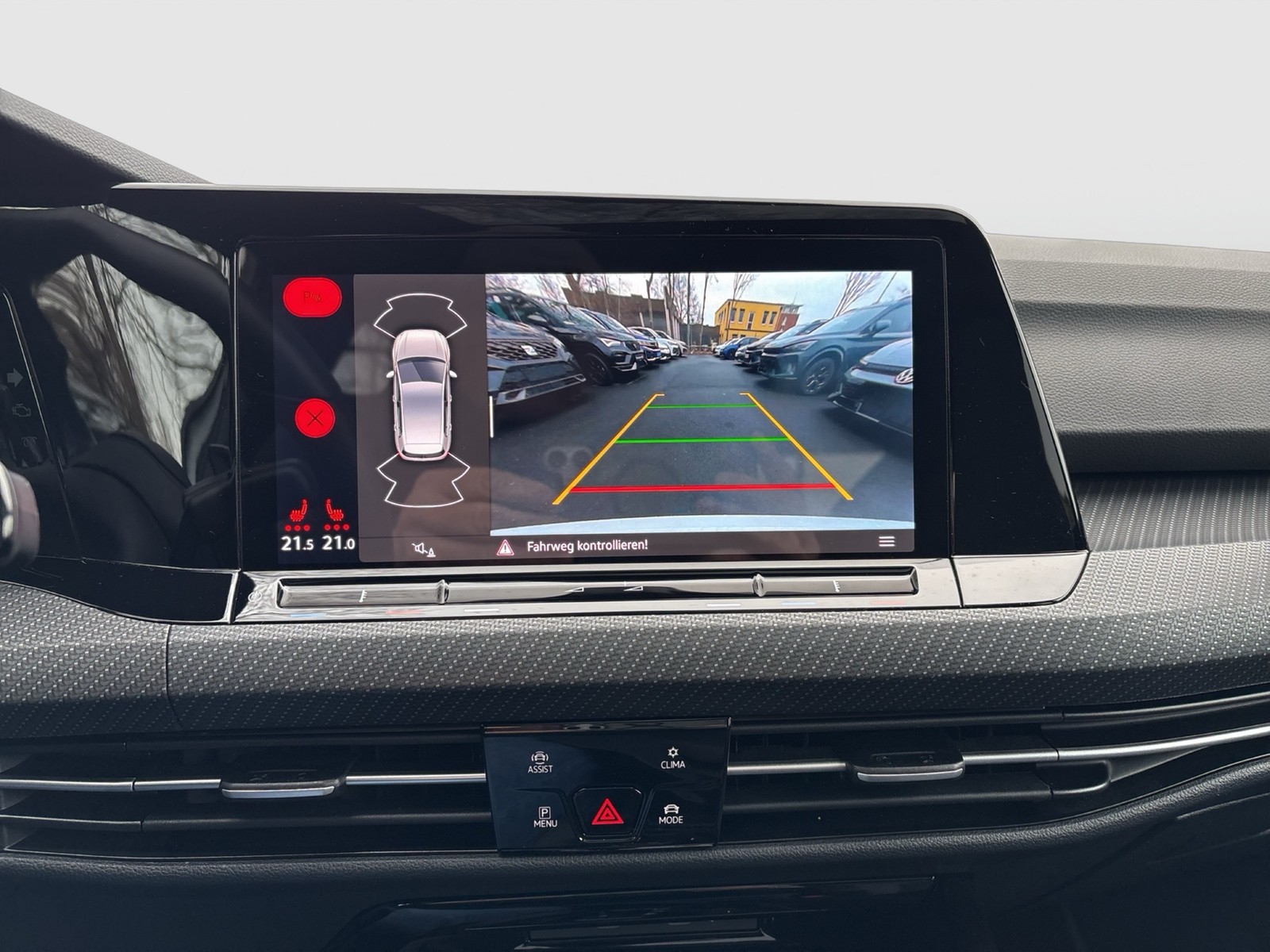 Volkswagen Golf VIII 2.0 R 4X4 AKRAPOVIC CAM ACC LM19 LED+