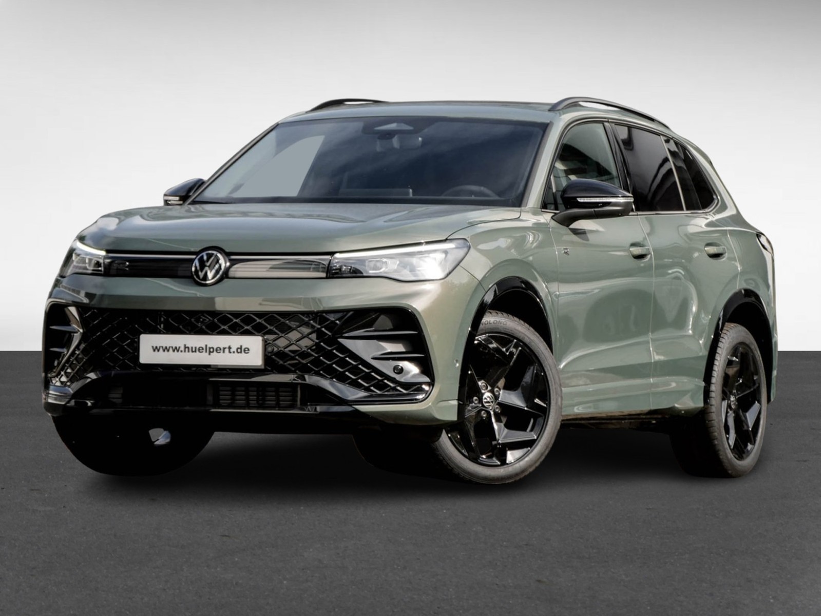 Volkswagen Tiguan 1.5 R-LINE DSG HARMANKARDON BLACKSTYLE