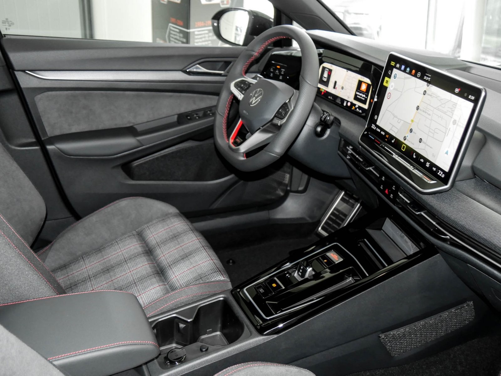 Volkswagen Golf GTI NAVI BLACKSTYLE MATRIXLED SITZHZG