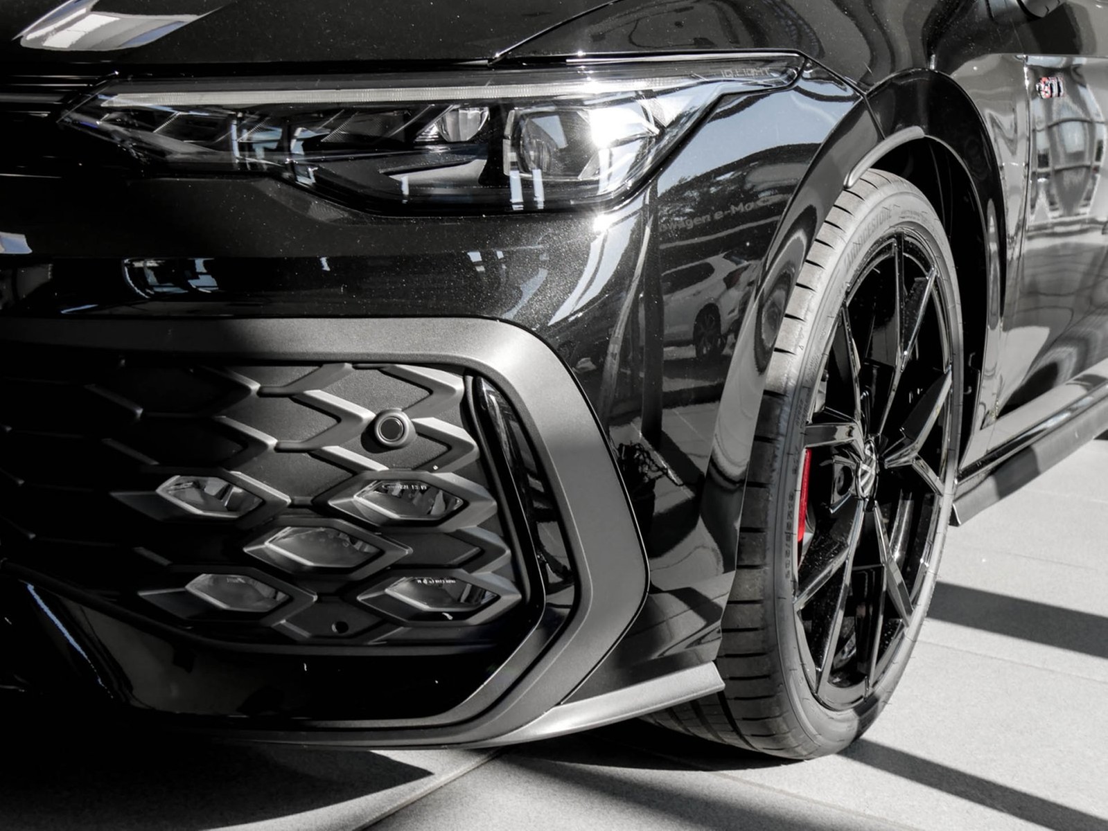 Volkswagen Golf GTI NAVI BLACKSTYLE MATRIXLED SITZHZG