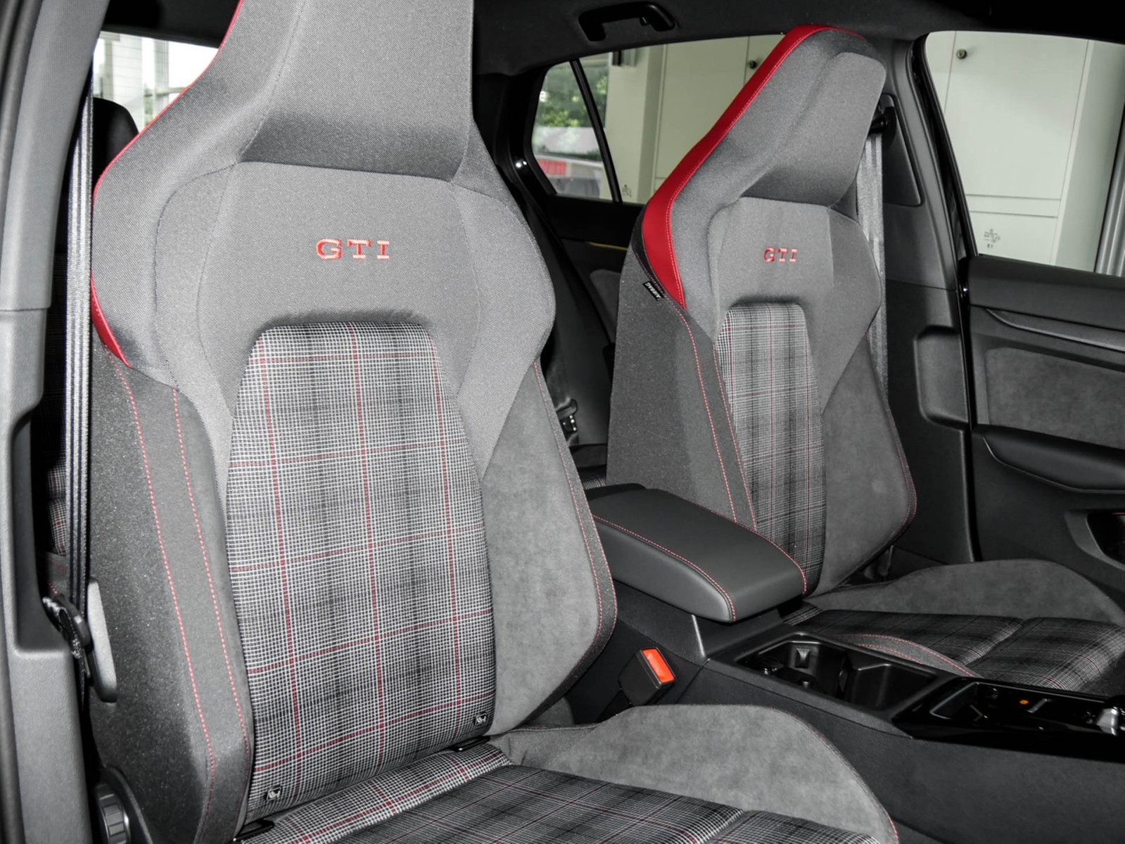 Volkswagen Golf GTI NAVI BLACKSTYLE MATRIXLED SITZHZG