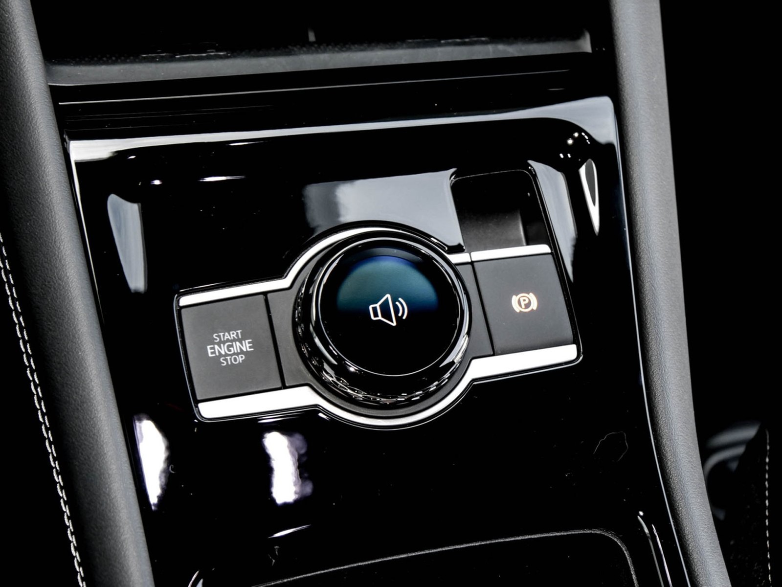 Volkswagen Tiguan 1.5 R-LINE DSG BLACKSTYLE HARMANKARDON