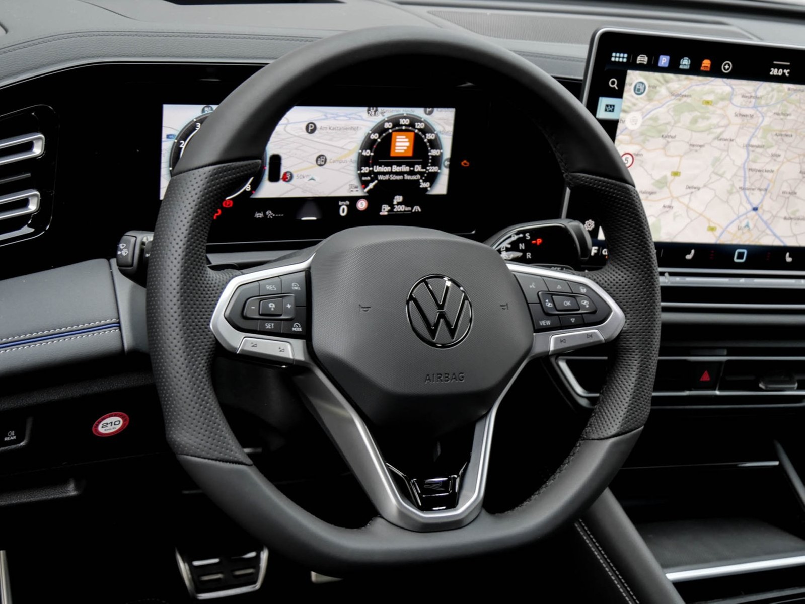 Volkswagen Tiguan 1.5 R-LINE DSG BLACKSTYLE HARMANKARDON