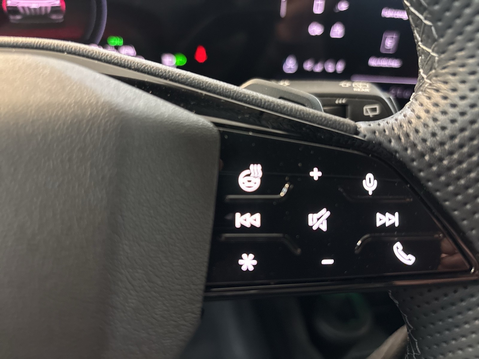 Audi Q6 e-tron quattro S LINE TECHPRO PANO B&O 21"