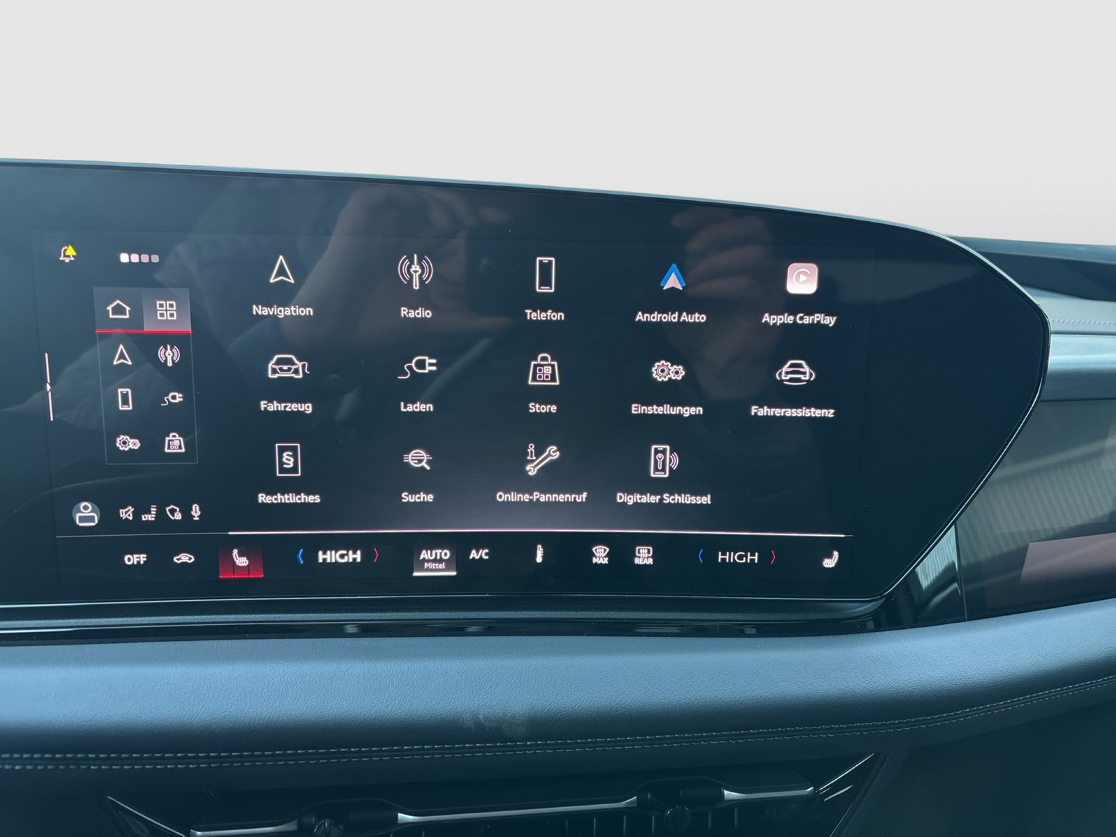 Audi A6 e-tron Sportback performance S LINE AHK LM21