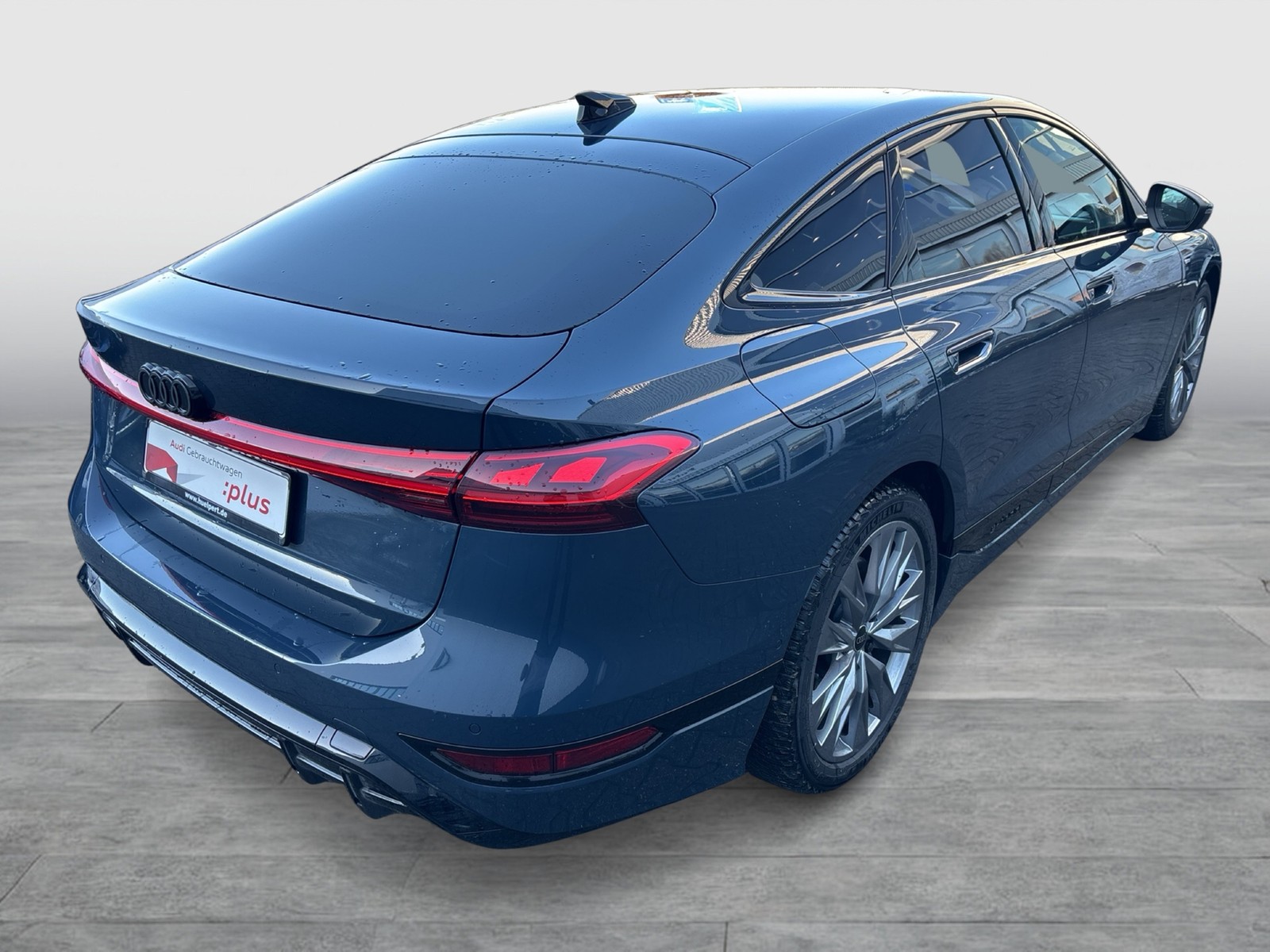 Audi A6 e-tron Sportback performance S LINE AHK LM21