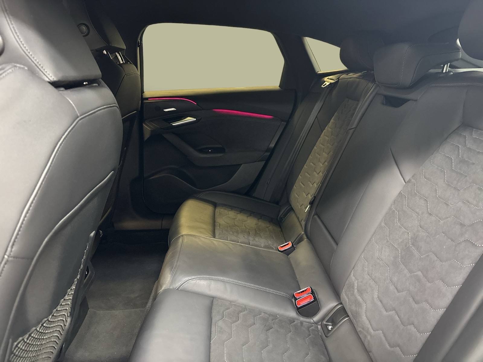 Audi A6 e-tron Sportback S LINE BLACKPAK TECHPRO 21"