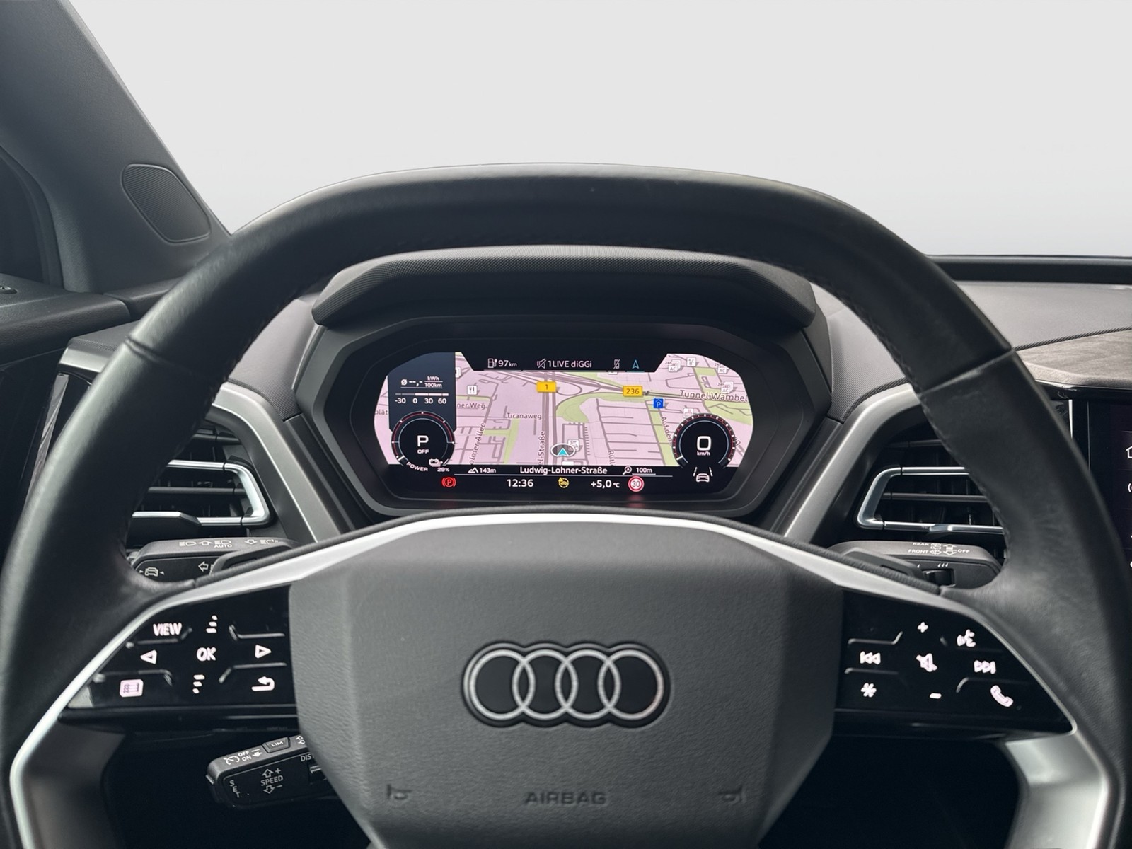 Audi Q4 e-tron 40 S LINE PANO AHK KAMERA ALU20" NAVI+