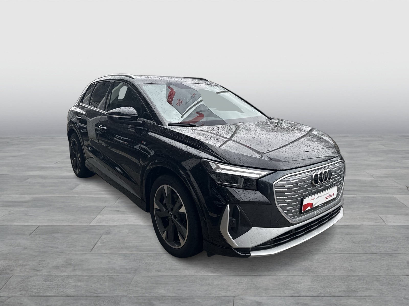 Audi Q4 e-tron 40 S LINE PANO AHK KAMERA ALU20" NAVI+