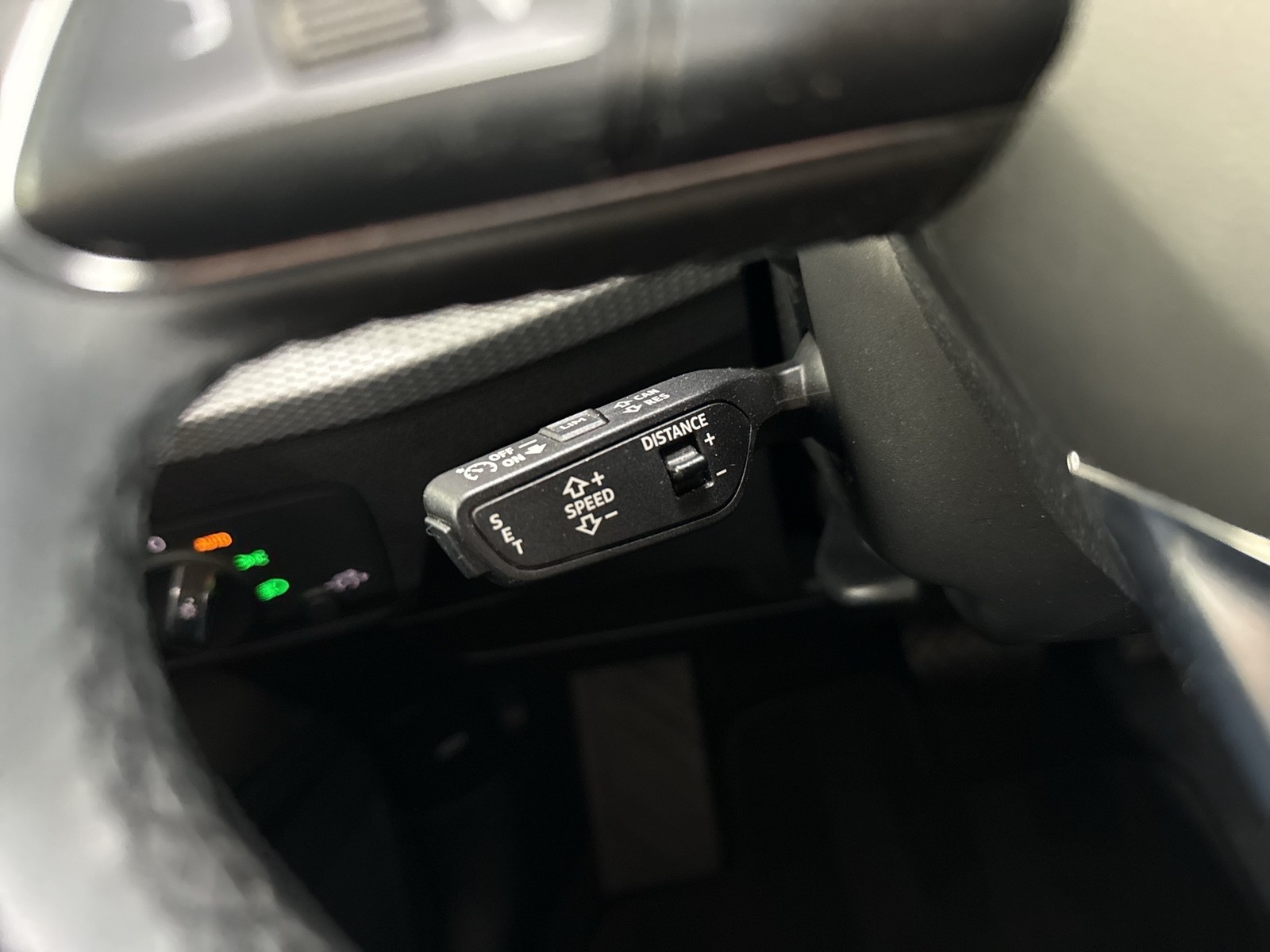 Audi Q2 35 quattro advanced KAMERA eKLAPPE NAVI+