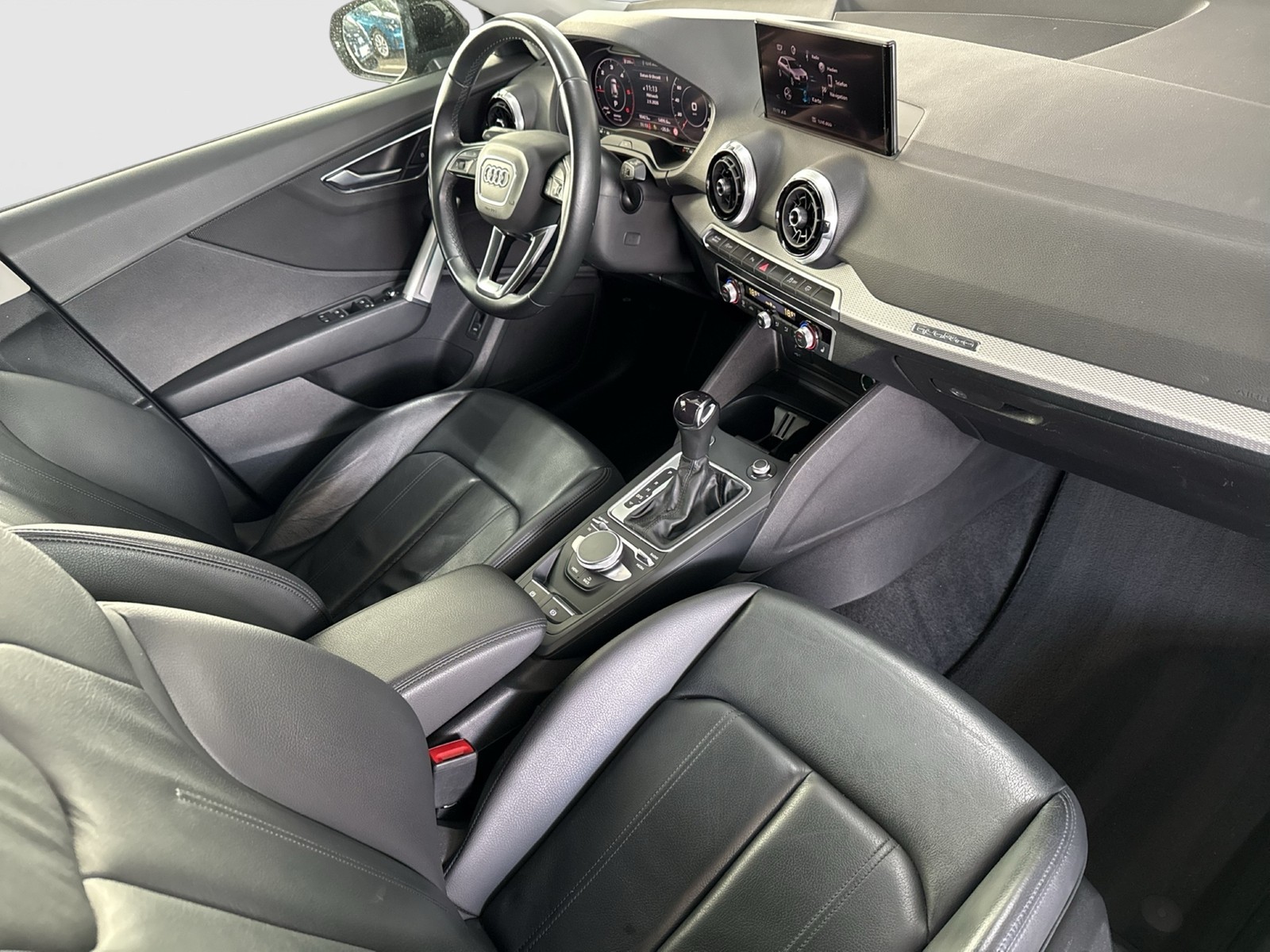 Audi Q2 35 quattro advanced KAMERA eKLAPPE NAVI+