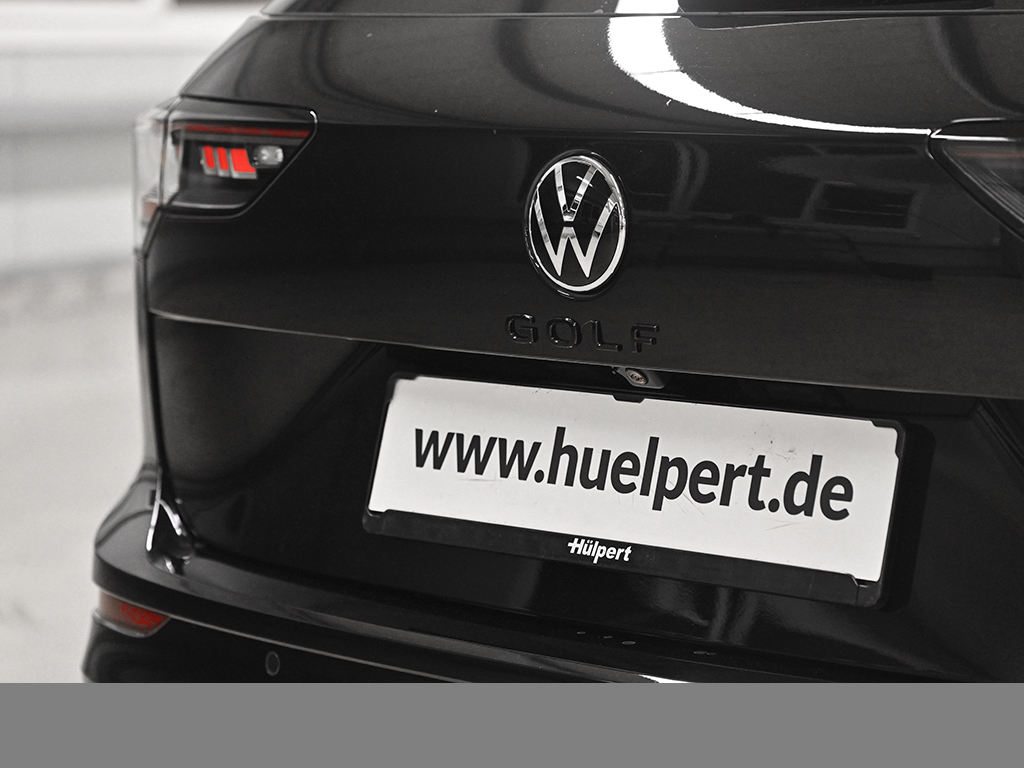 Volkswagen Golf Variant VIII 2.0 R-LINE BLACKSTYLE PANO CAM