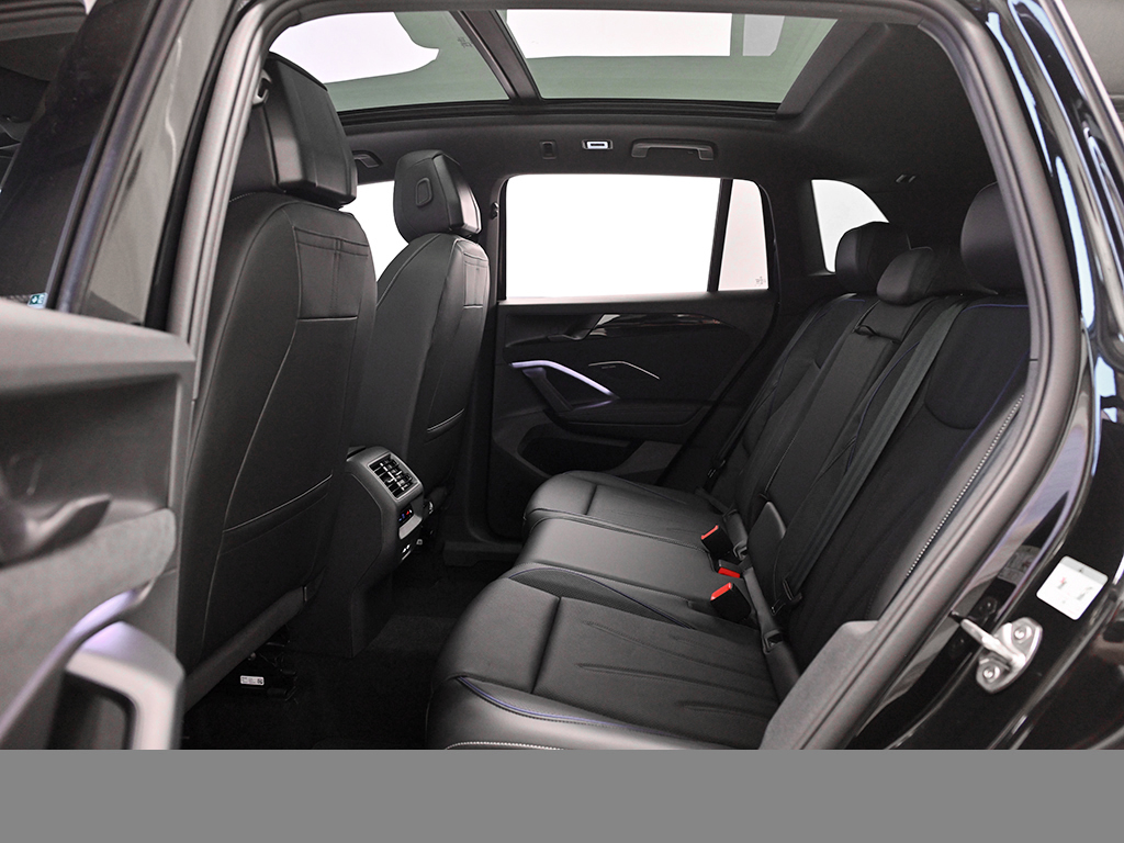 Volkswagen Tiguan 2.0 R-LINE BLACK STYLE 4X4 LEDER PANO AHK