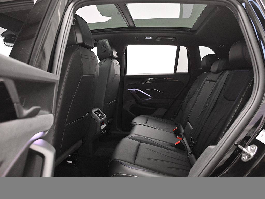Volkswagen Tiguan 2.0 R-LINE BLACK STYLE 4X4 LEDER PANO AHK