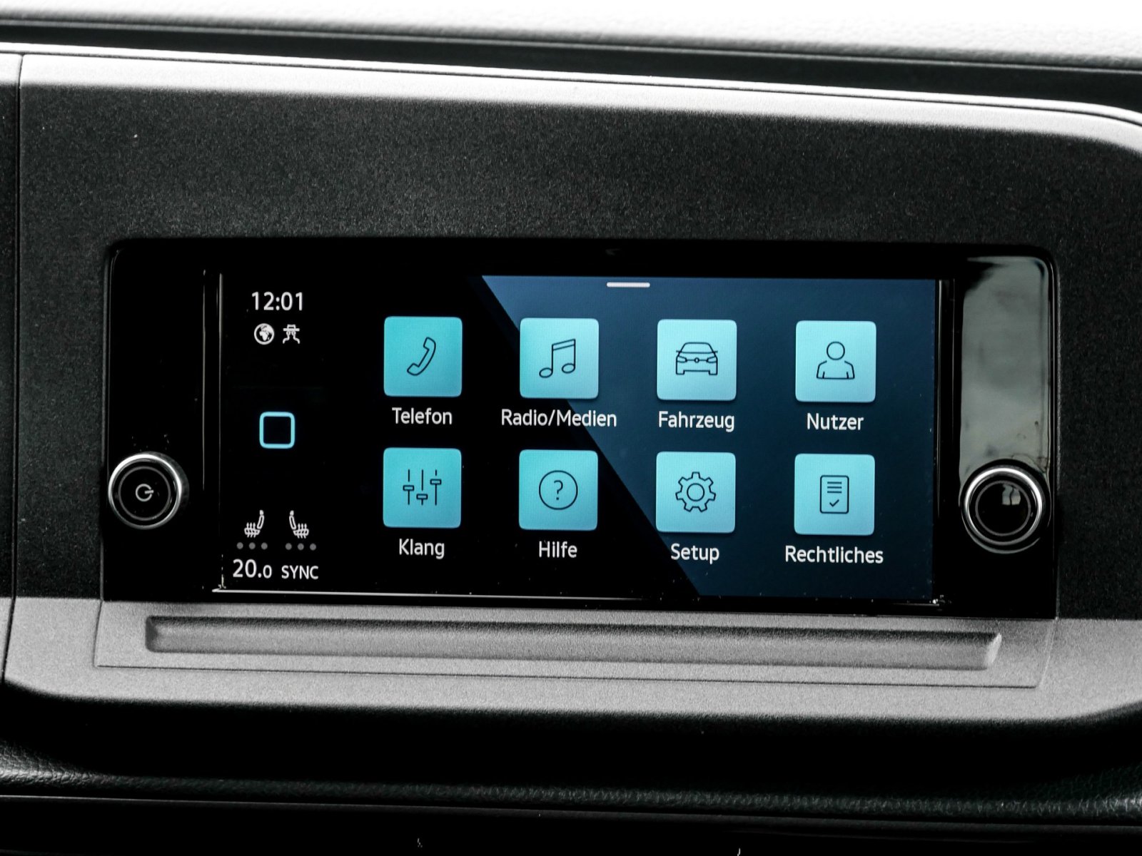 Volkswagen Caddy 2.0 Kombi AHK SITZHEIZUNG EINPARKHILFE DAB+