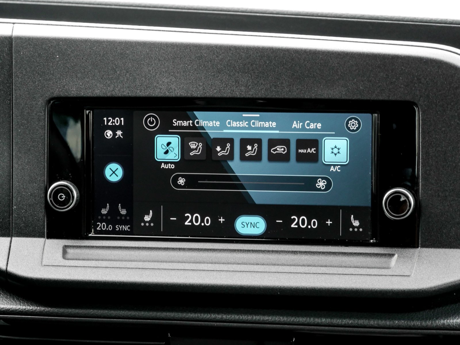 Volkswagen Caddy 2.0 Kombi AHK SITZHEIZUNG EINPARKHILFE DAB+