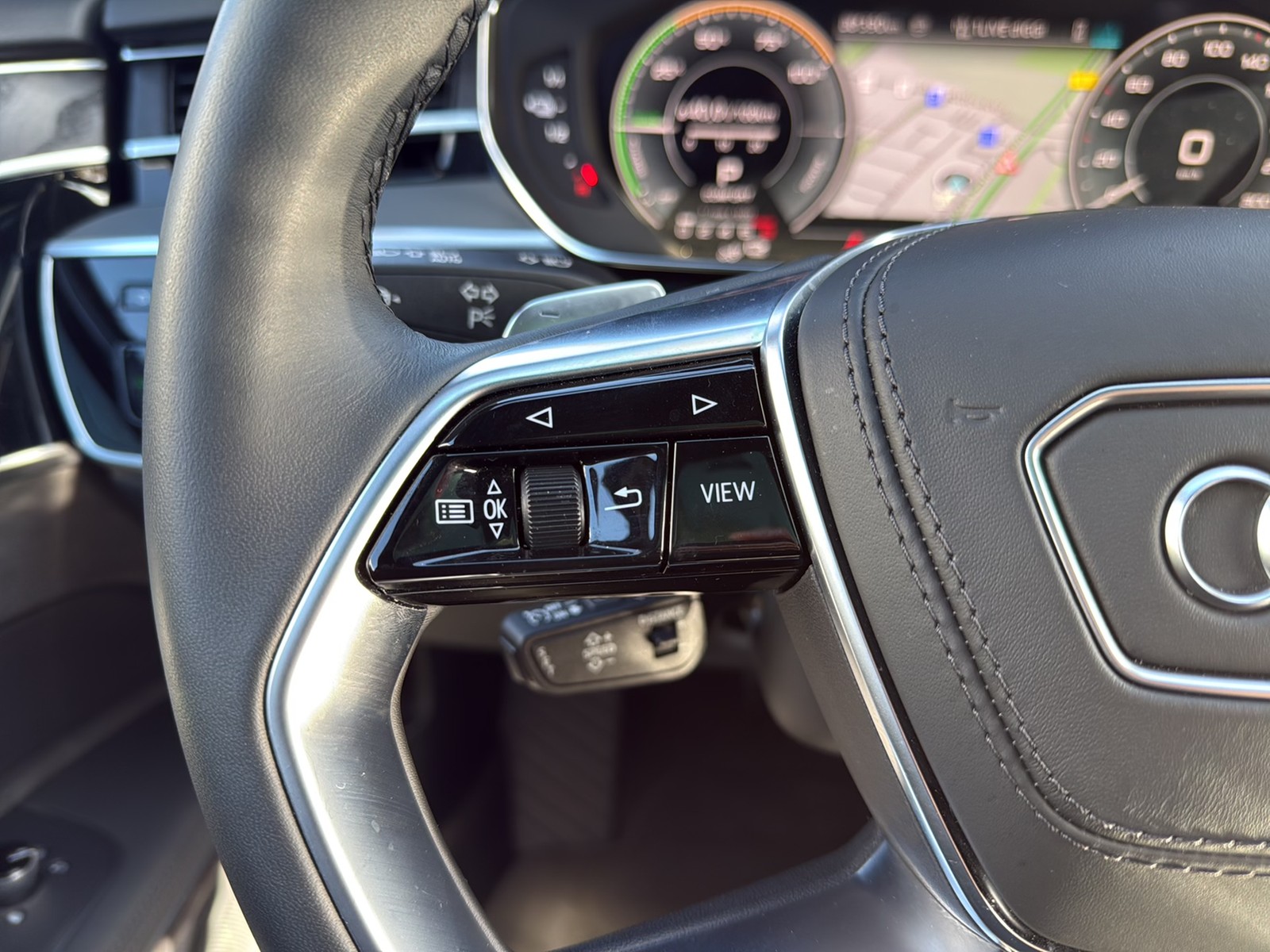 Audi A8 60 quattro HYBRID S LINE PANO B&O 360CAM LM20